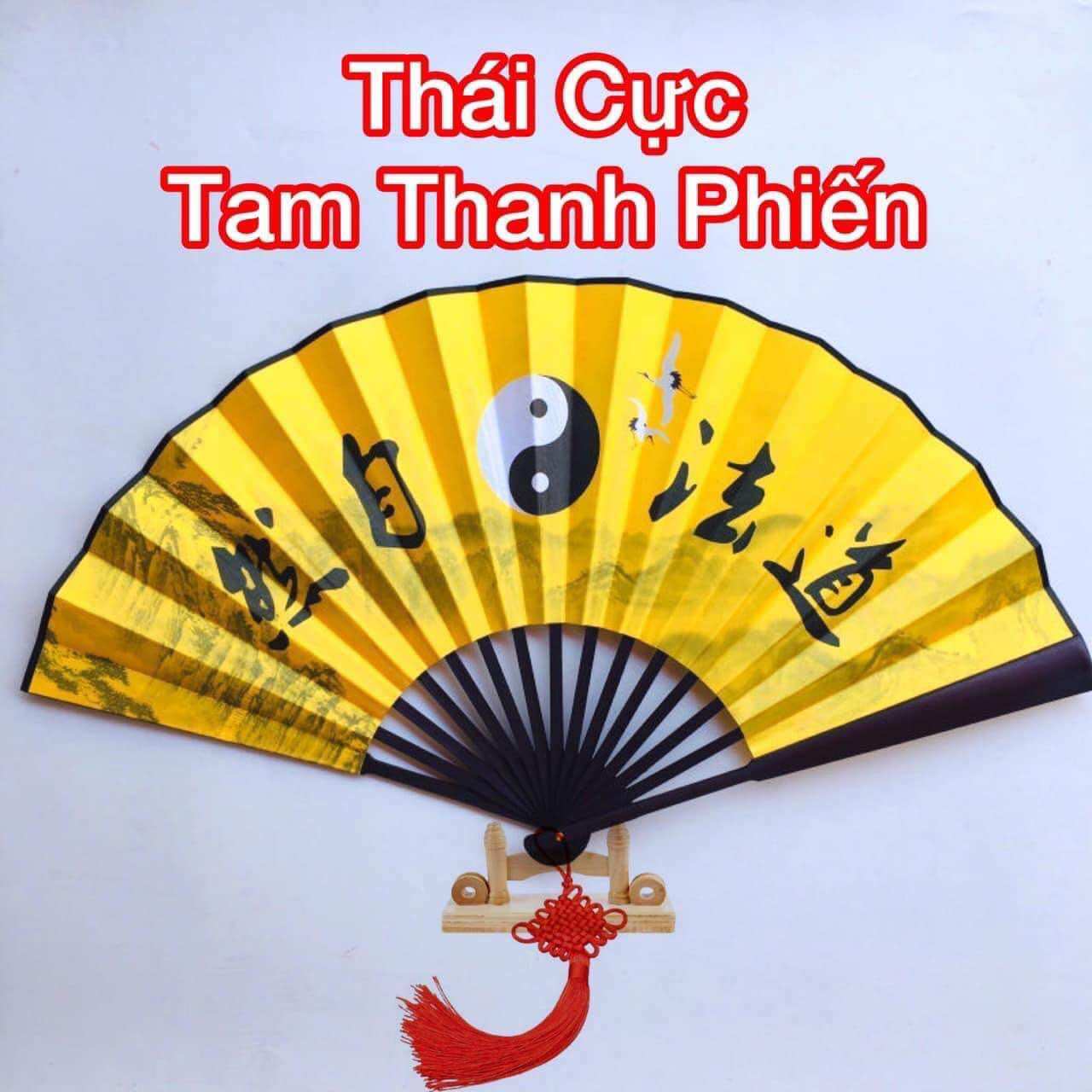 Quạt lụa Tam Thanh đạo tổ tặng kèm kệ gỗ