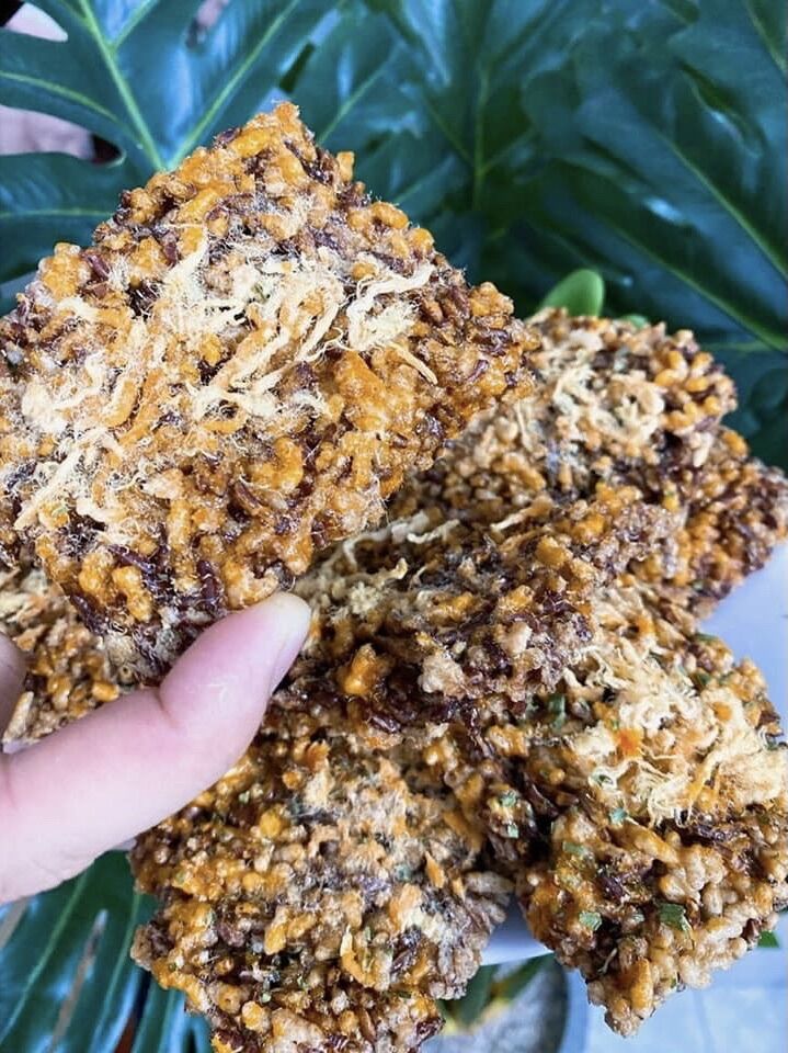 Thanh Cơm Cháy Gạo Lức Chà Bông hũ 250g