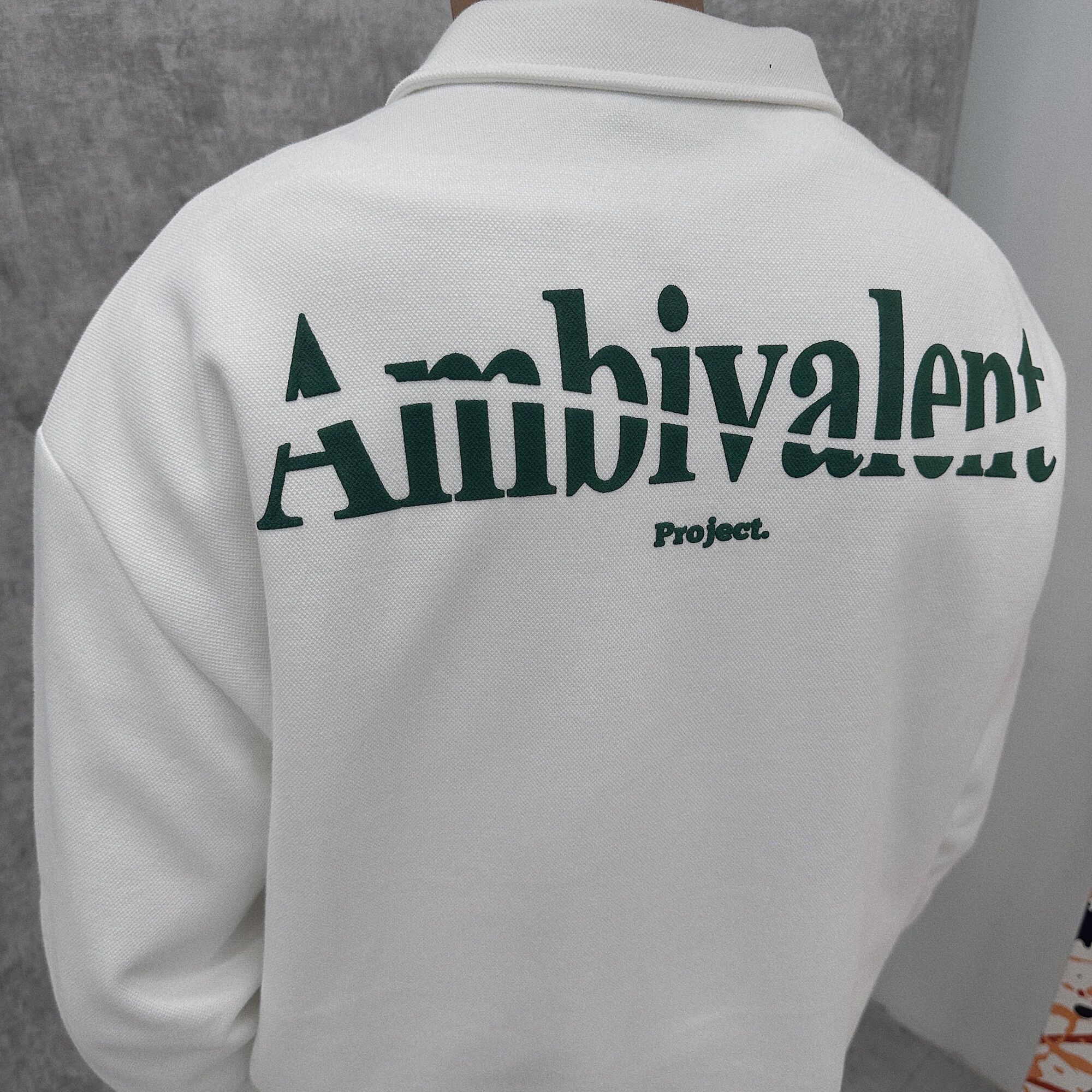 Áo nỉ sweater Ambi - Blaziee
