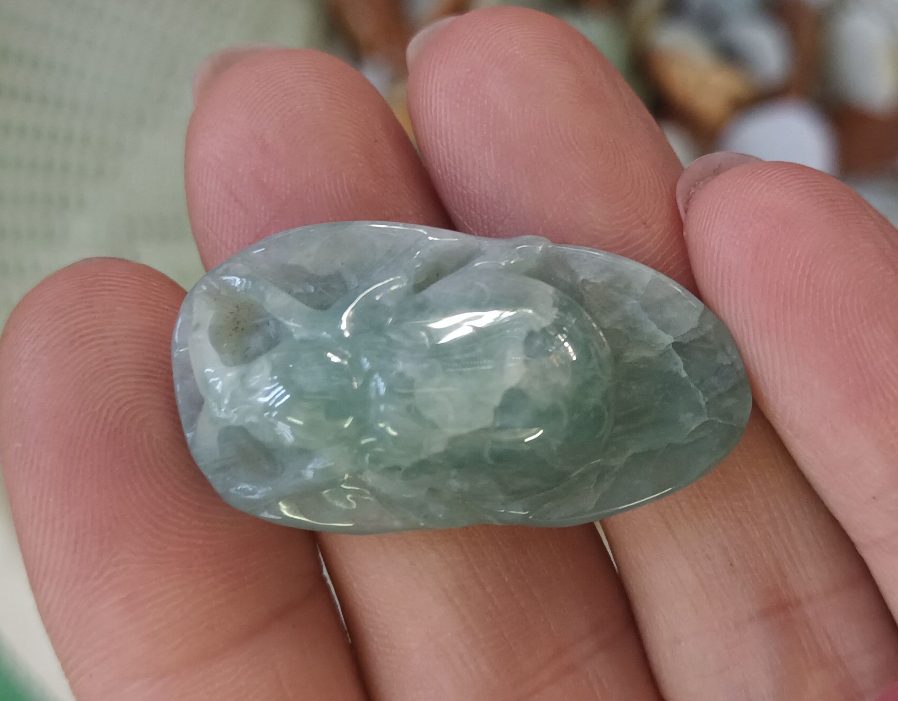 Nhện đá cẩm thạch phong thủy thiên nhiên may mắn
