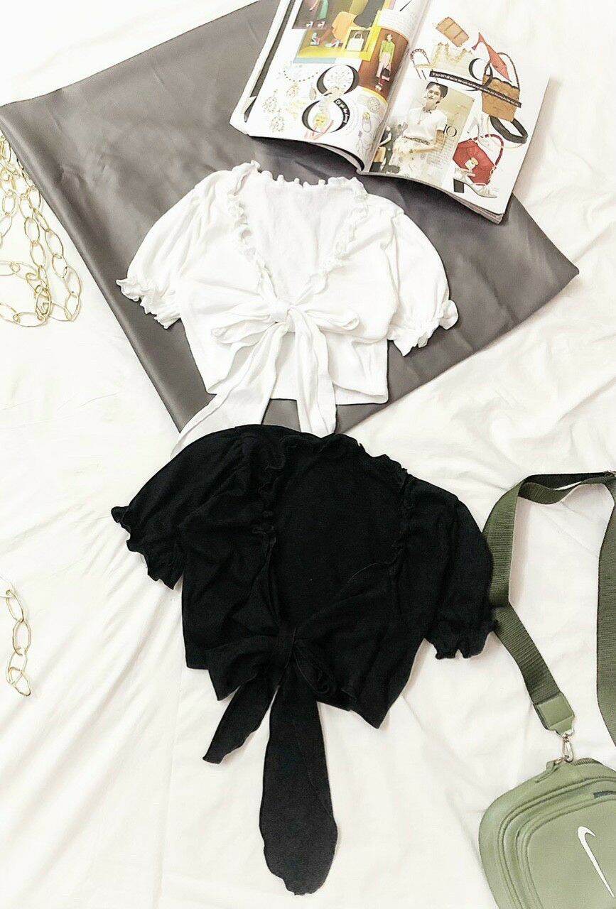 Áo kiểu croptop buộc nơ trước ngực