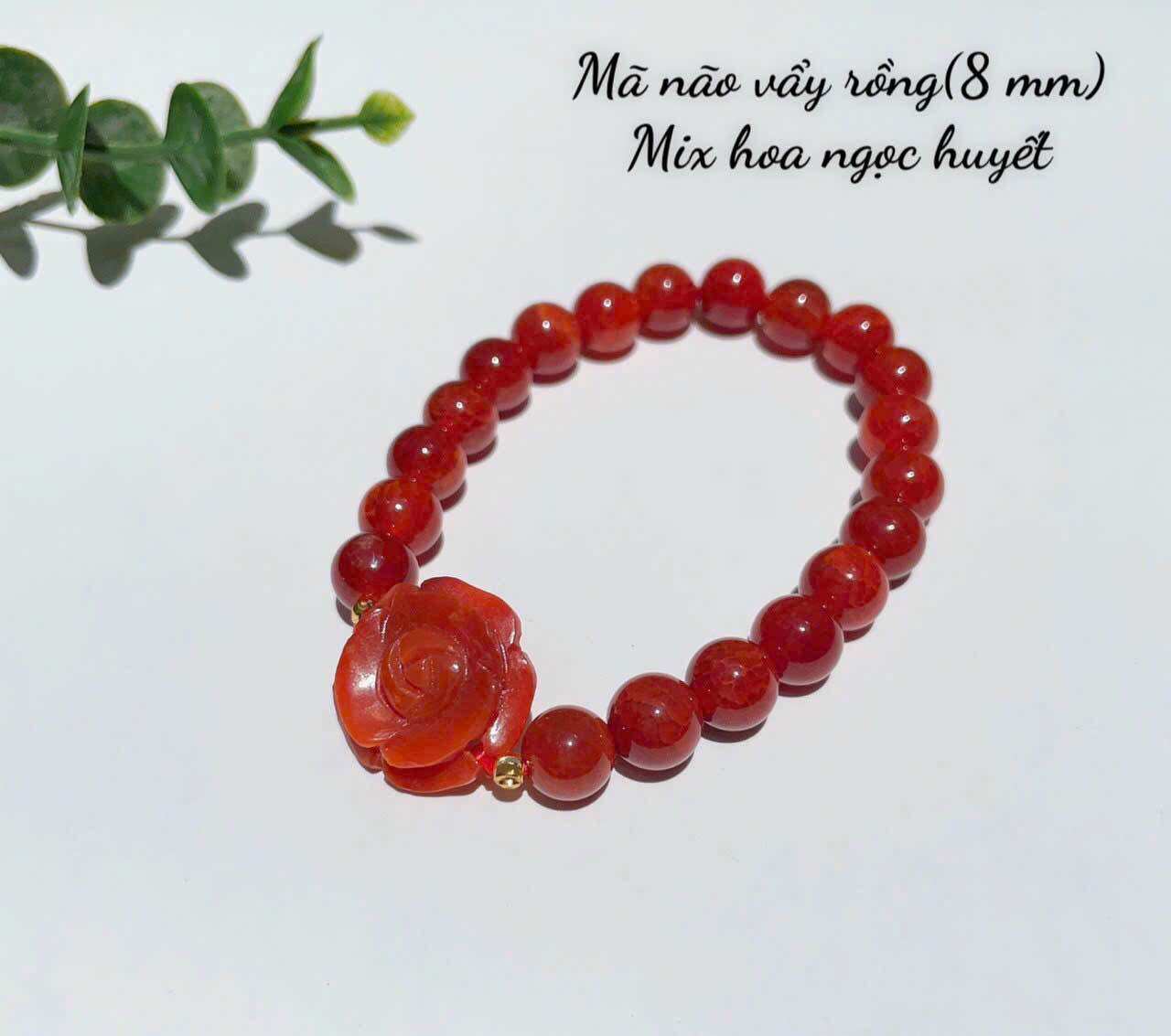 Vòng đá mã não đỏ mix hoa rất xinh