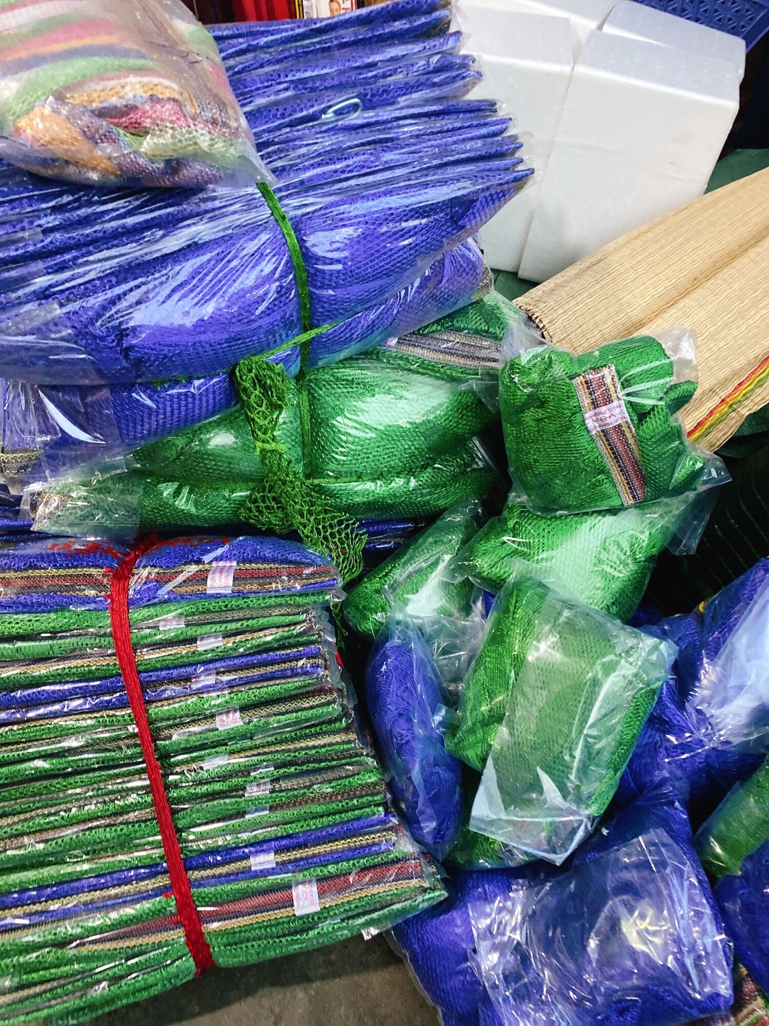 Võng lưới cán thép hình đôremon