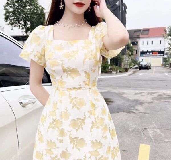 Váy hoa vàng tay bồng