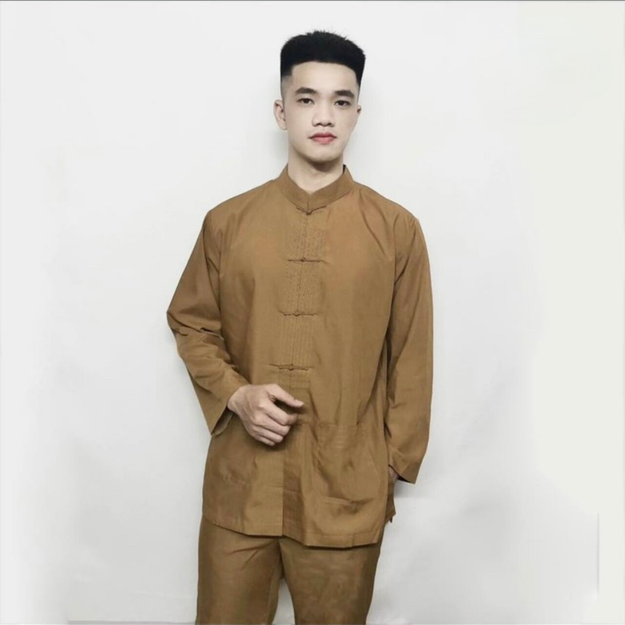 Đồ lam đi chùa nam, đồ phật tử mẫu lãnh tụ