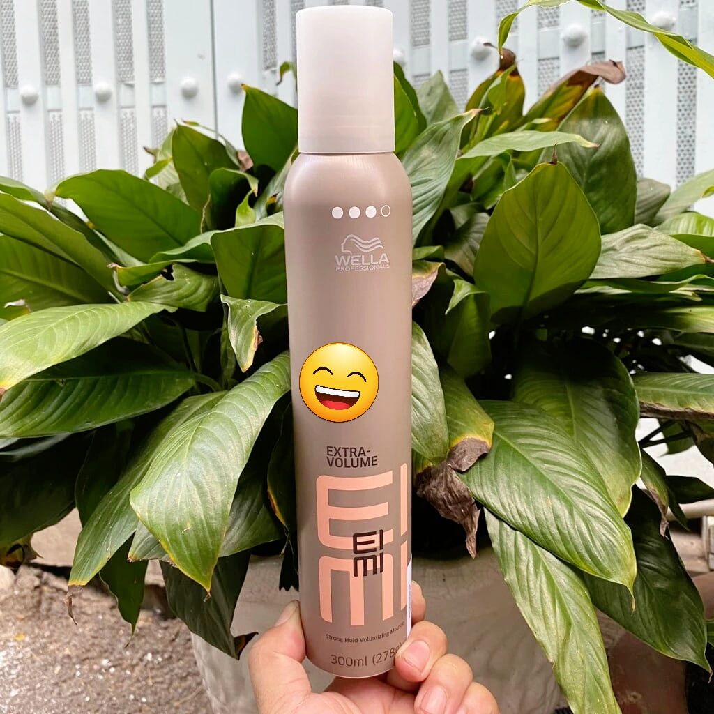 Bọt tạo độ phồng cho tóc Wella EIMI giữ nếp Extra Volume Strong Hold Volumising Mousse 300ml