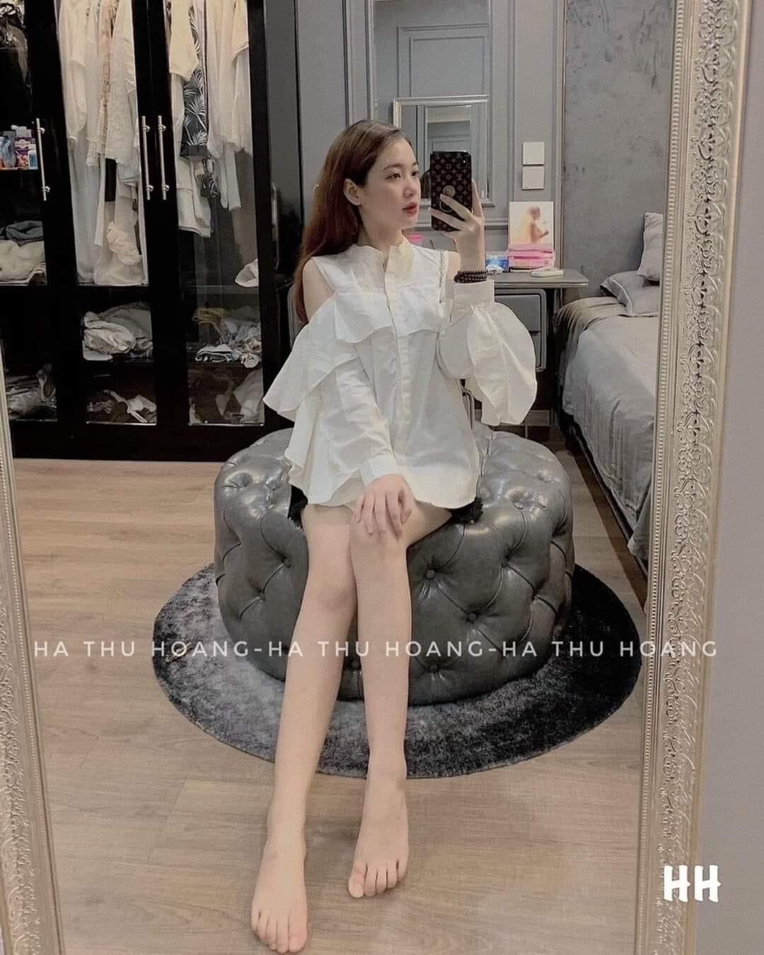 Áo khoét vai kiểu mới dưới 55kg