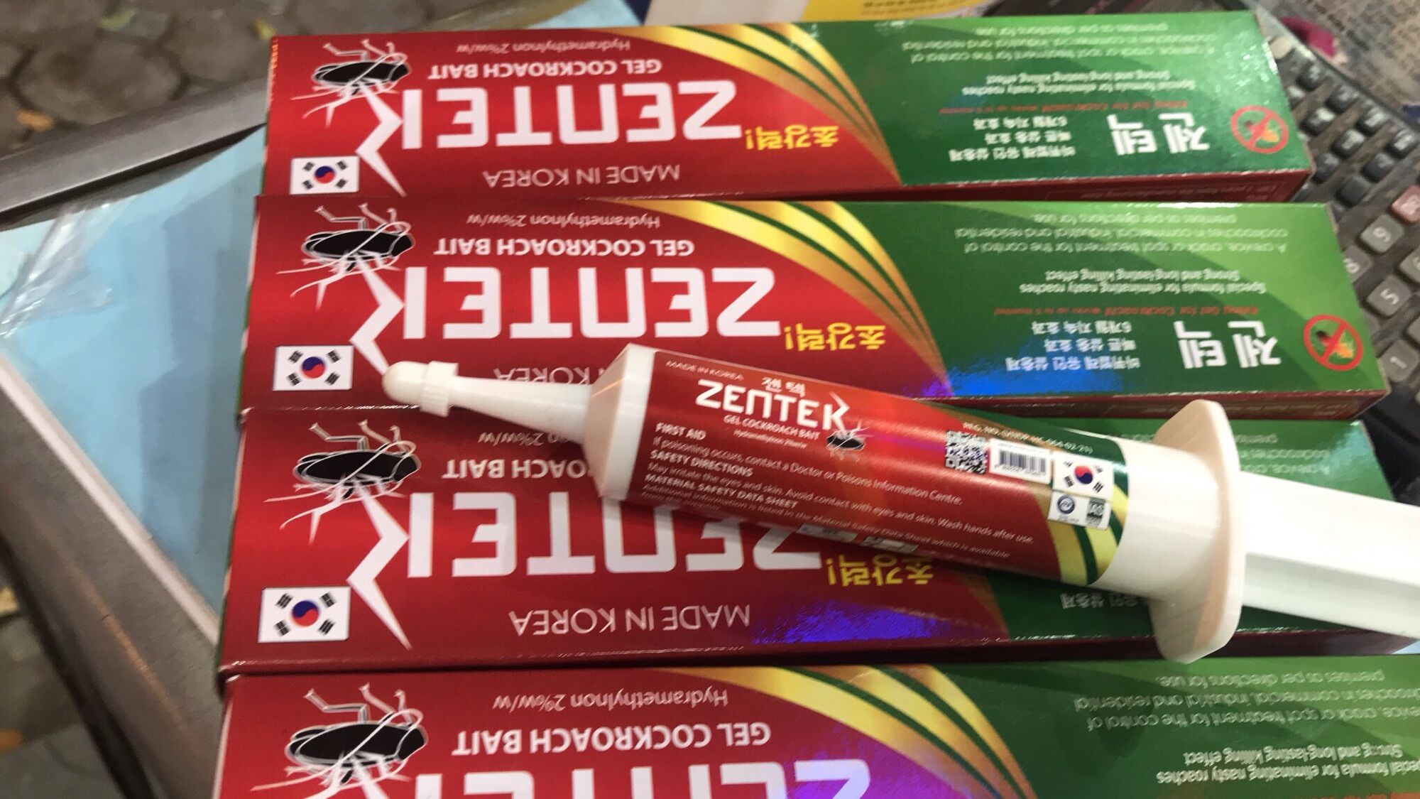 Thuốc diệt gián ZENTEK - diệt cả gián bé