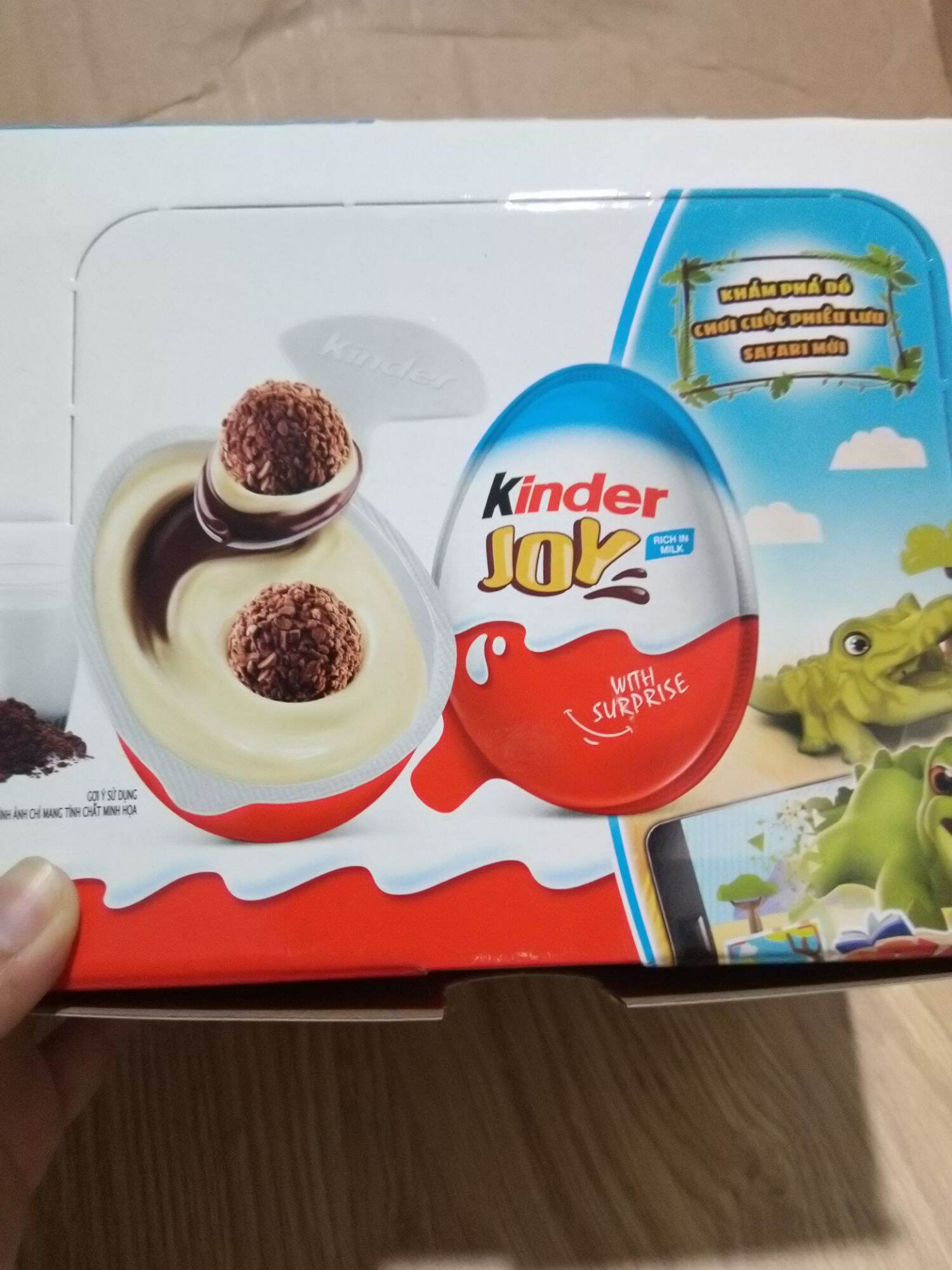 [1 quả] Kẹo trứng sữa Kinder Joy cho bé trai