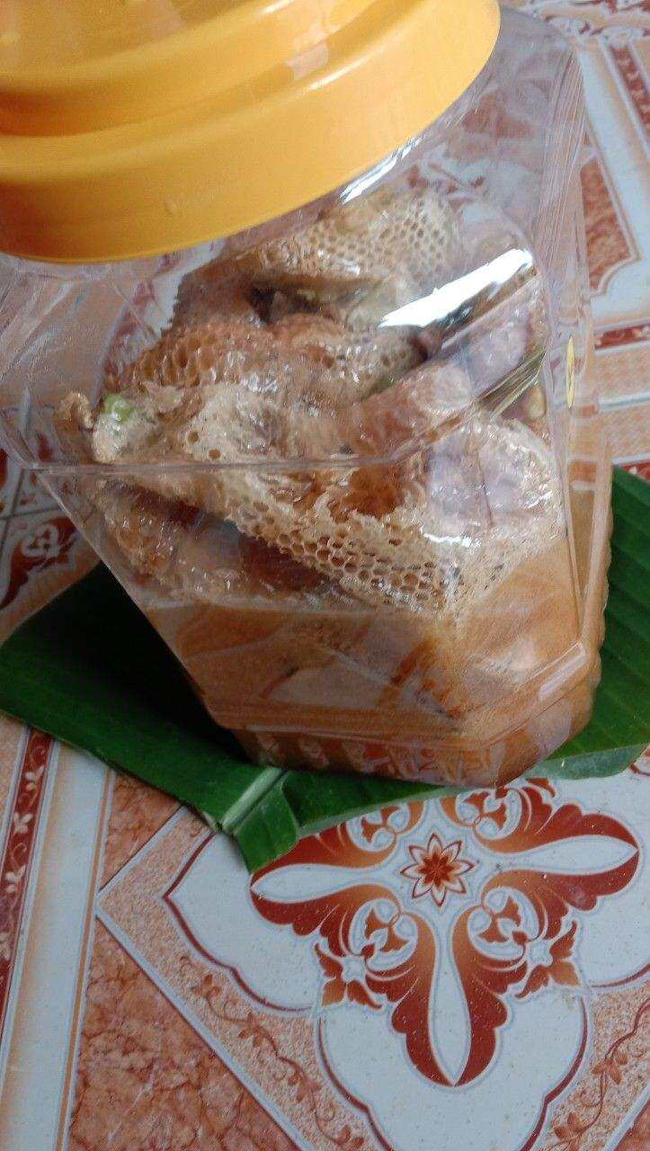 mật ong ruồi nguyên tổ