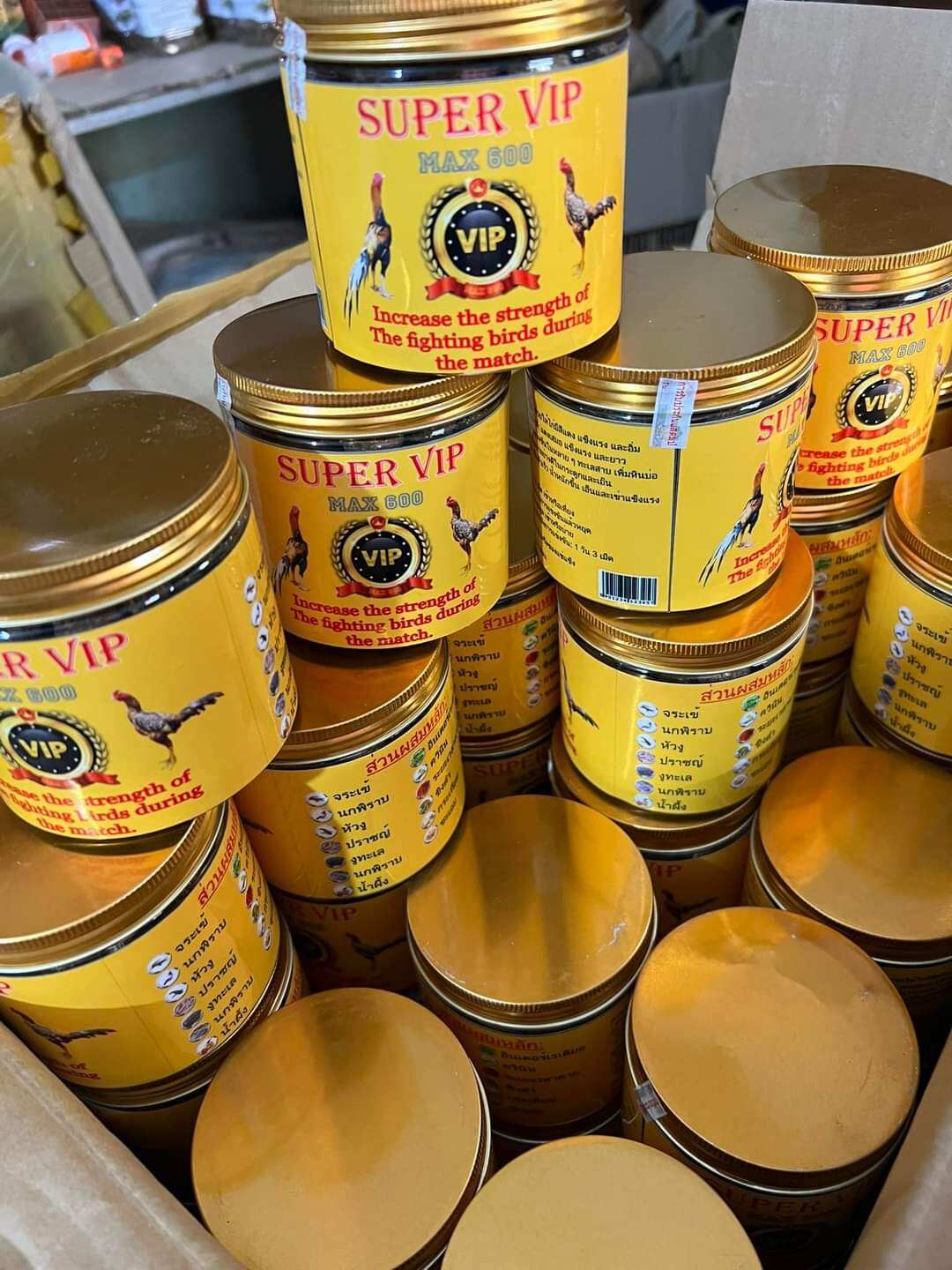 Thức ăn thay thế mồi tươi cho gà đá