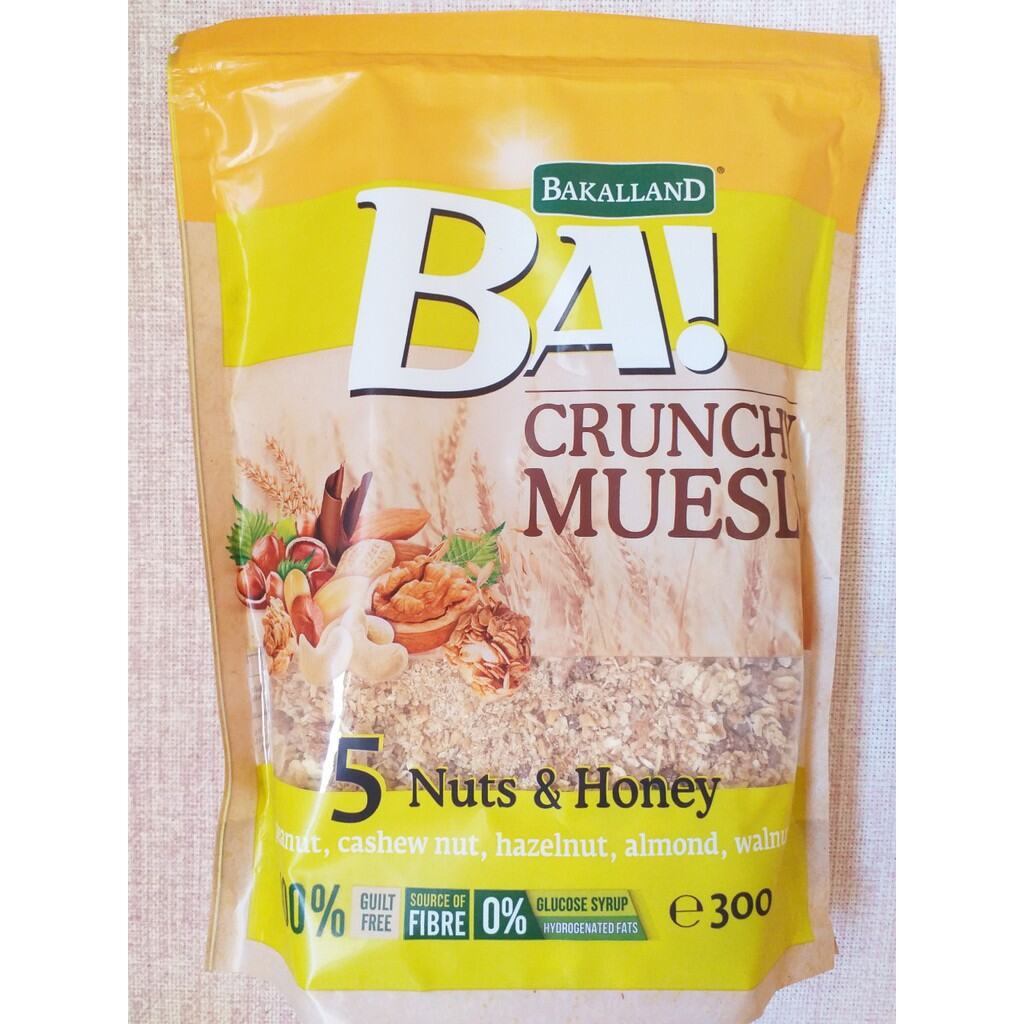 Ngũ cốc Bakalland Ba Crunchy Muesli 5 Nuts and honey