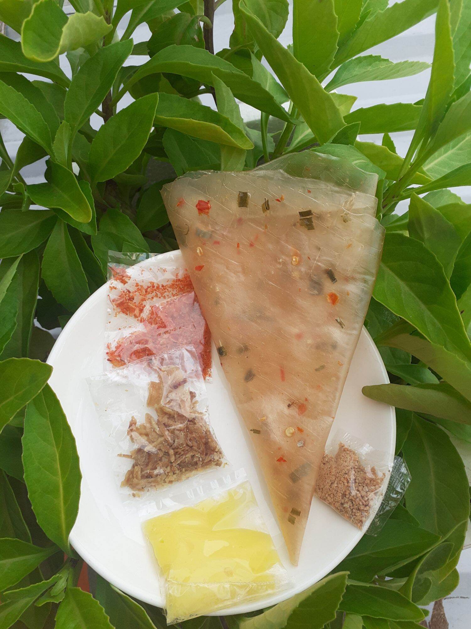 Xâu 10 bịch bánh tráng cuộn bơ,béo ngậy,thơm ngon