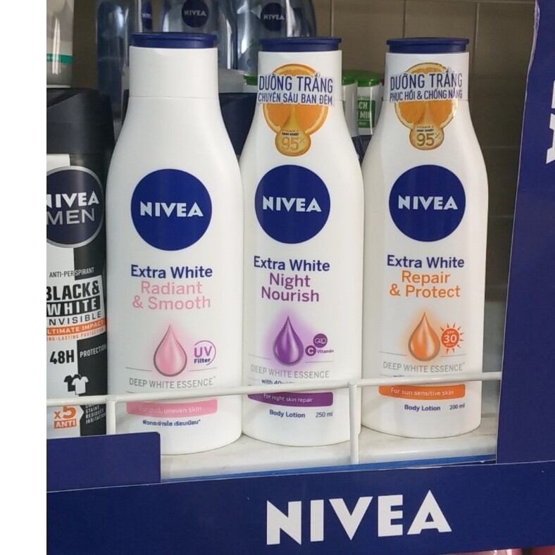 Sữa dưỡng trắng Nivea chai