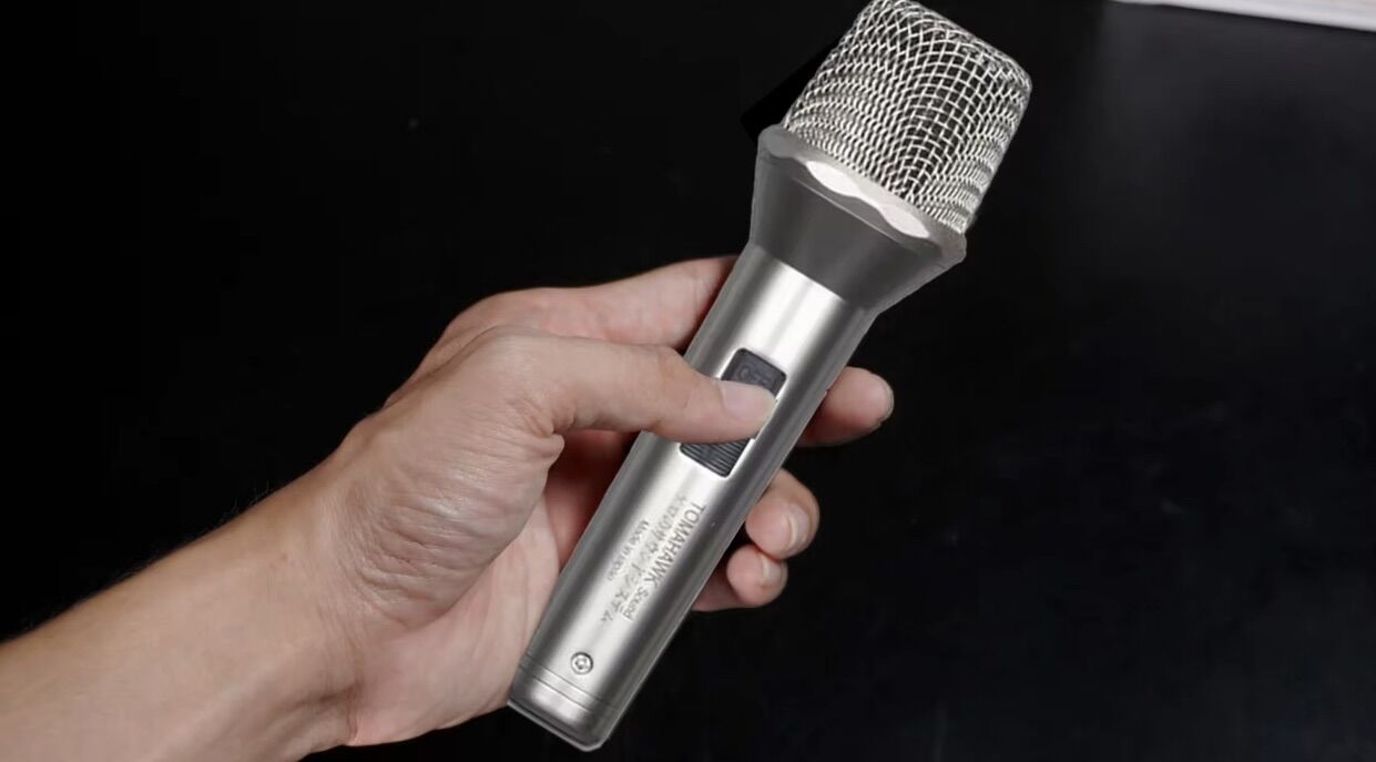 Micro karaoke tomahawk 2023 thiết kế sang trọng, hát nhẹ