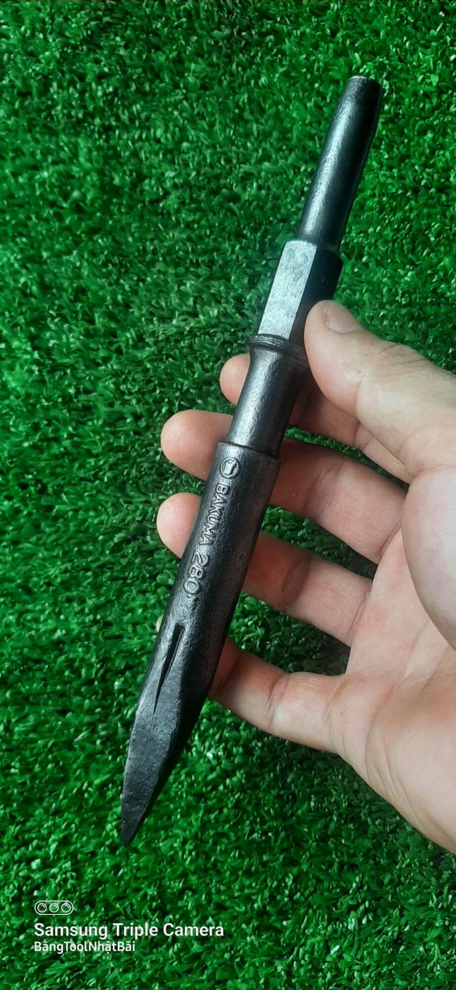 Đục nhọn BAKUMA máy 17li nhật bãi