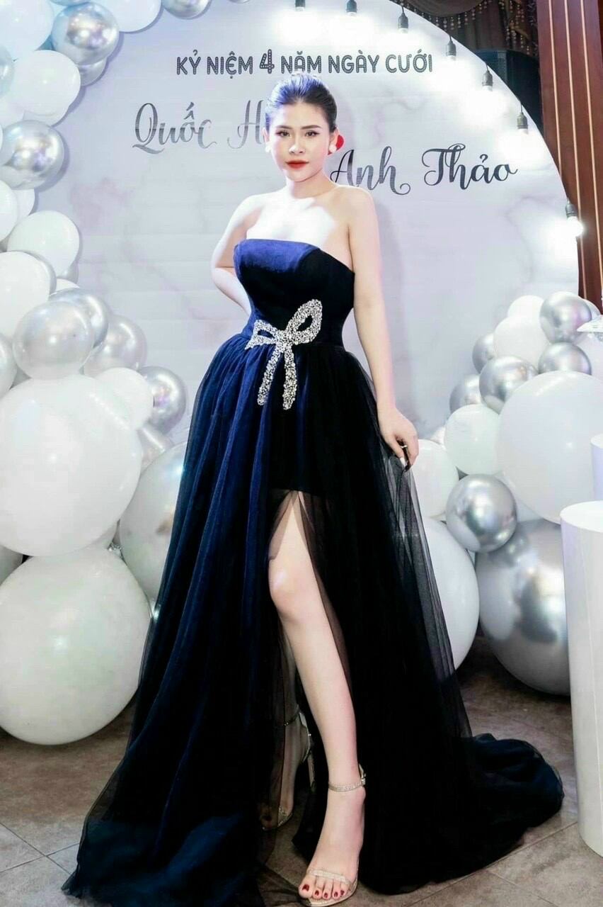 ĐẦM NHUNG CÚP NGỰC XẺ ĐÙI KẾT NƠ ĐÁ (hình thật)