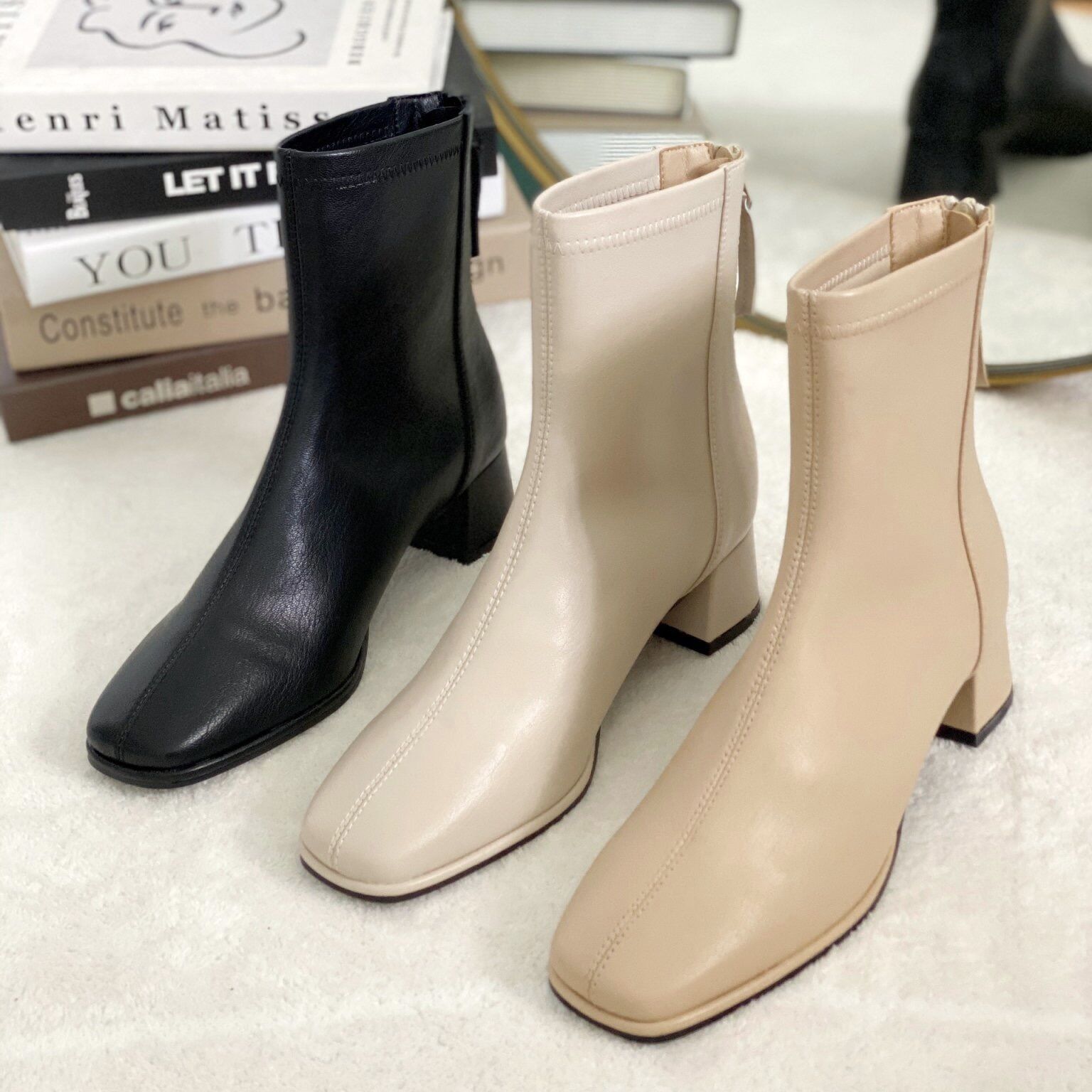 Giày bốt nữ cổ cao mũi vuông thời trang gót vuông cao 5cm chất da mềm hàng vnxk capella