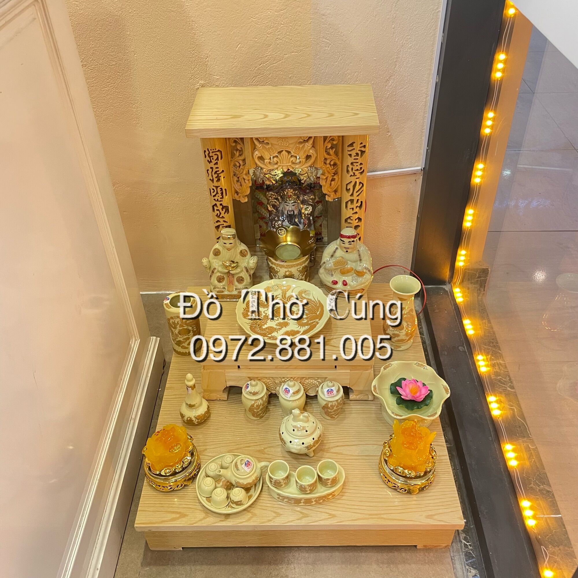 Bộ Đồ Thờ Thần Tài màu vàng ngà