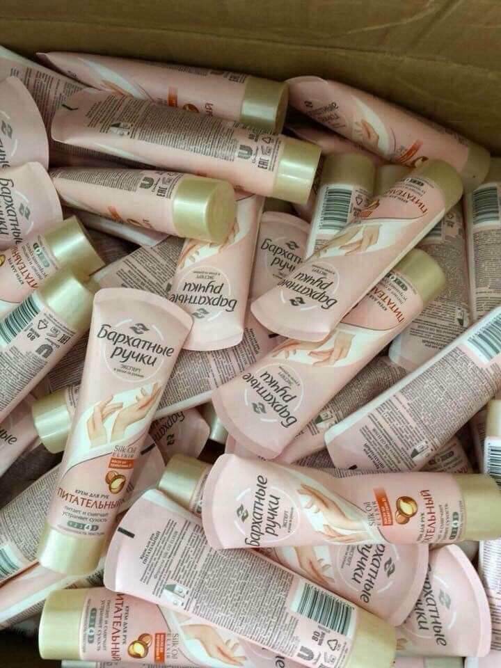 kem dưỡng da tay lụa của Nga