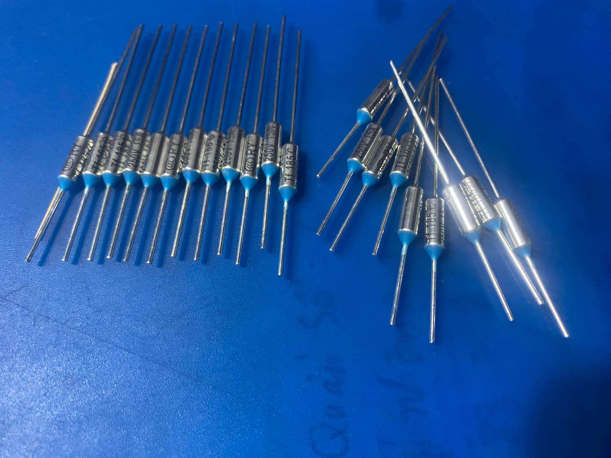 50 trở cầu trì nồi cơm điện 10A/185 độ