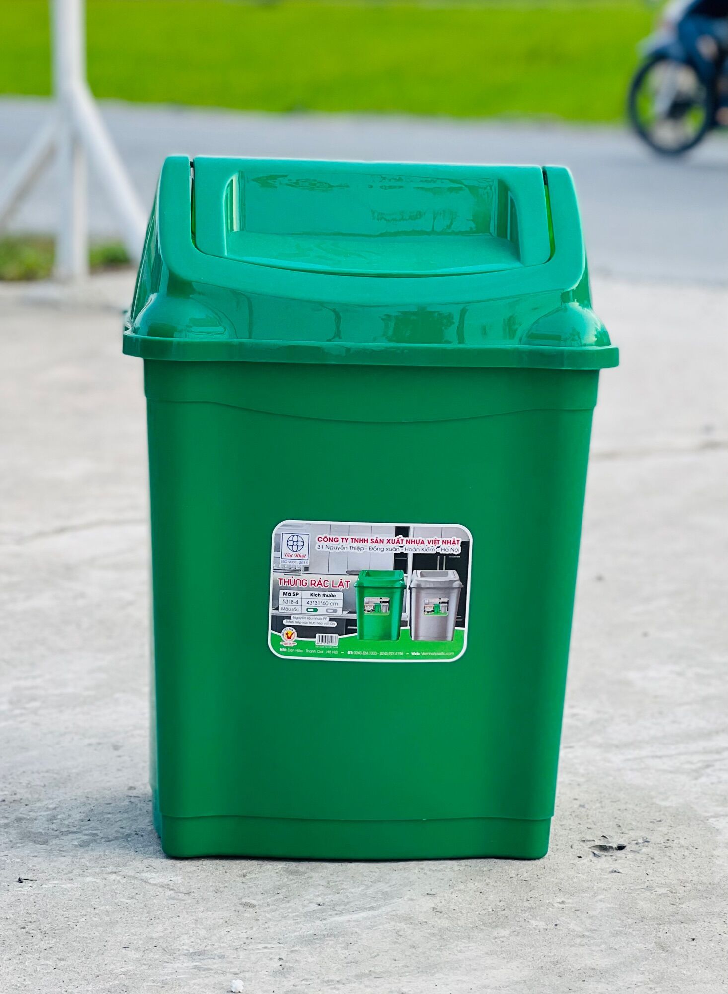 Thùng rác lật 45l việt nhật mã 5318-4 nhựa dày bóng bền màu theo thời gian