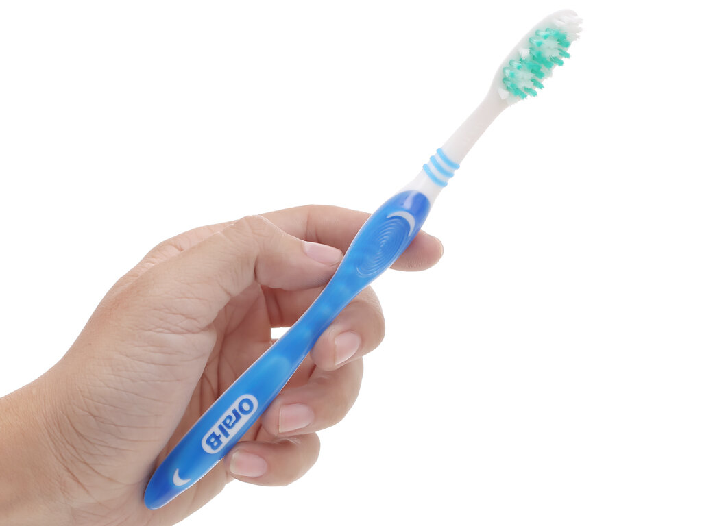 Bàn chải đánh răng Oral-B lông mềm Easy Clean vỉ 3 cây
