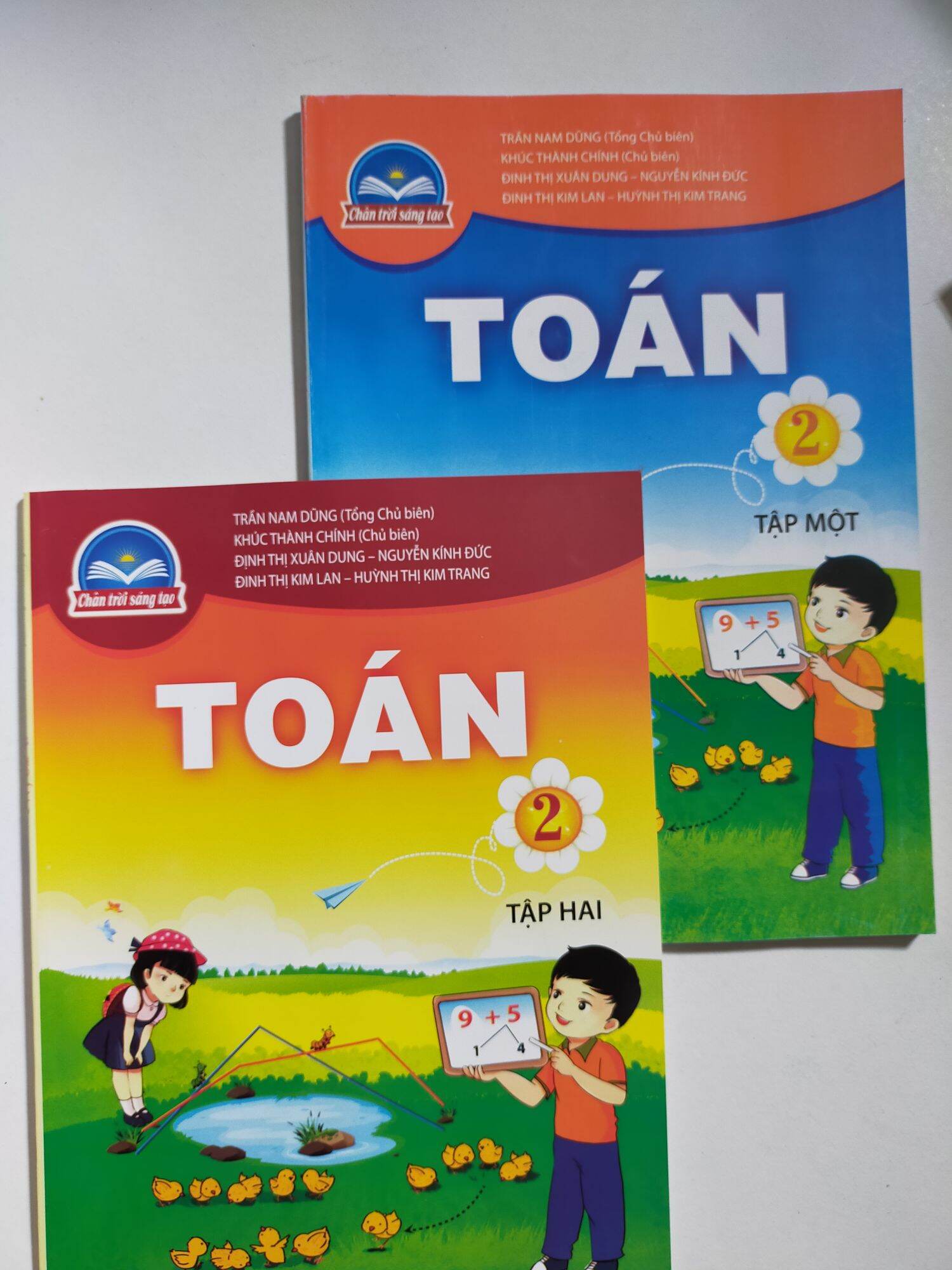 Toán   Lớp 2  Chân  Trời  Sáng  Tạo ( Bao Kiếng Sẵn )