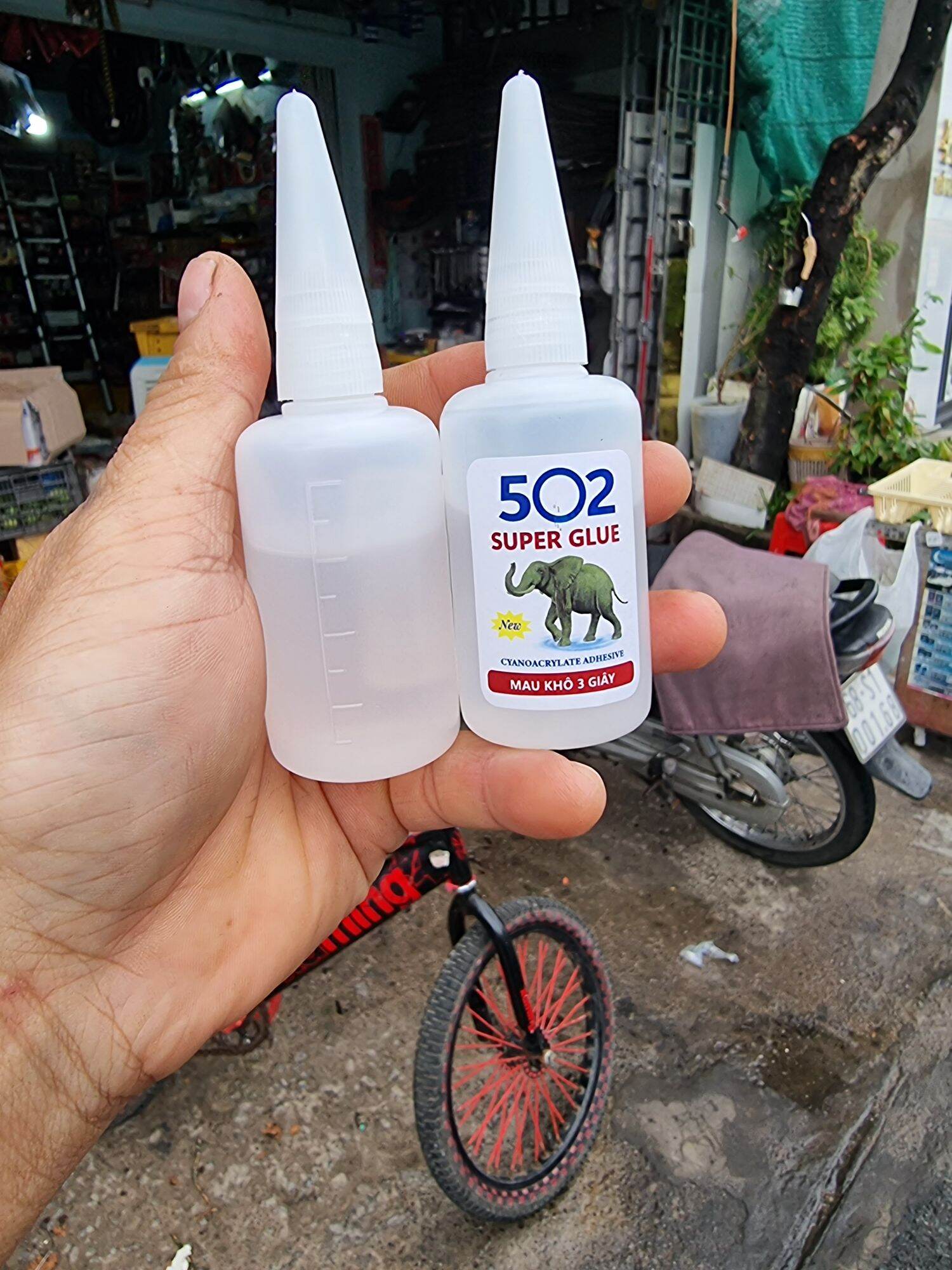 Keo dán 502