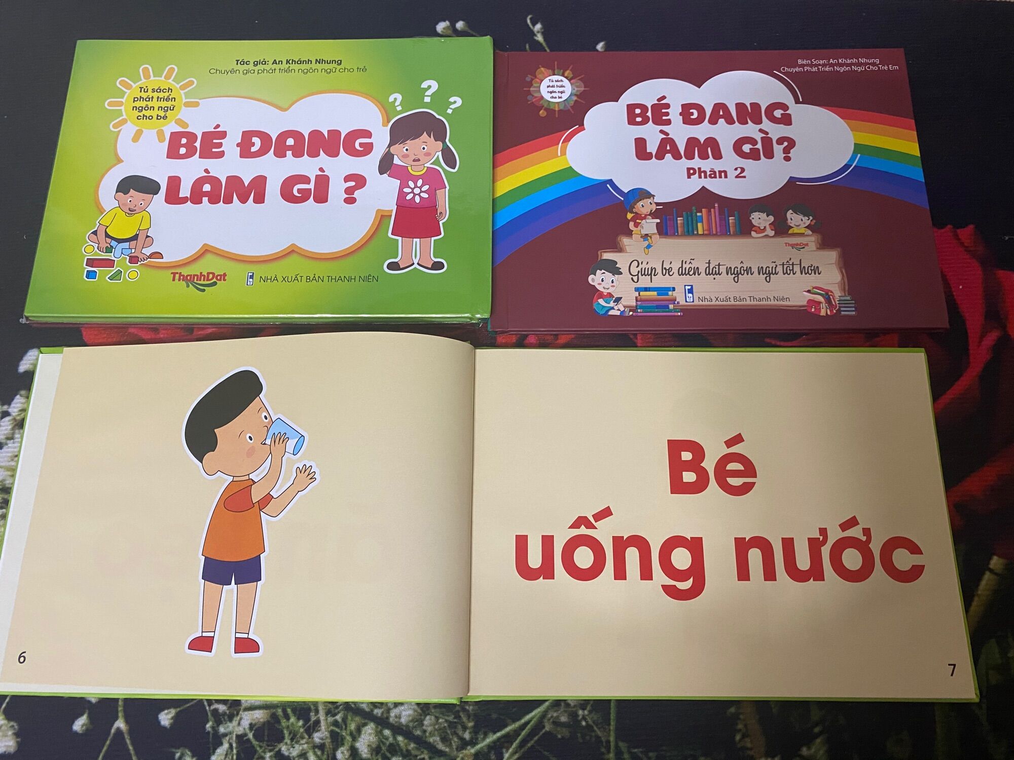 Học Liệu Bé Đang Làm Gì