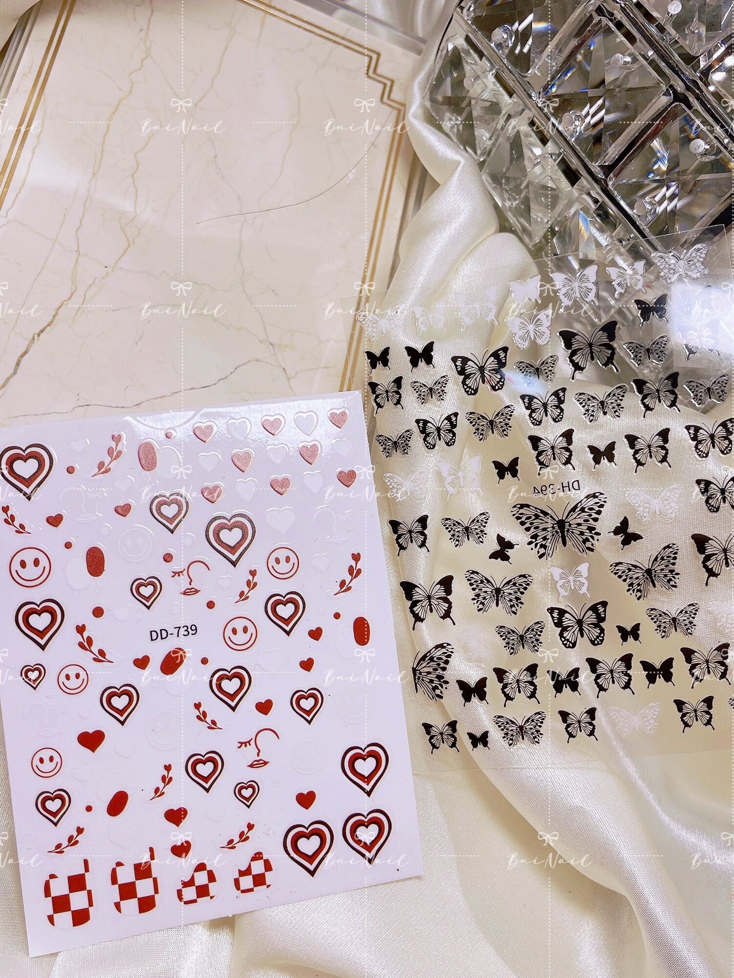 STIKER DÁN 2TẤM /10k