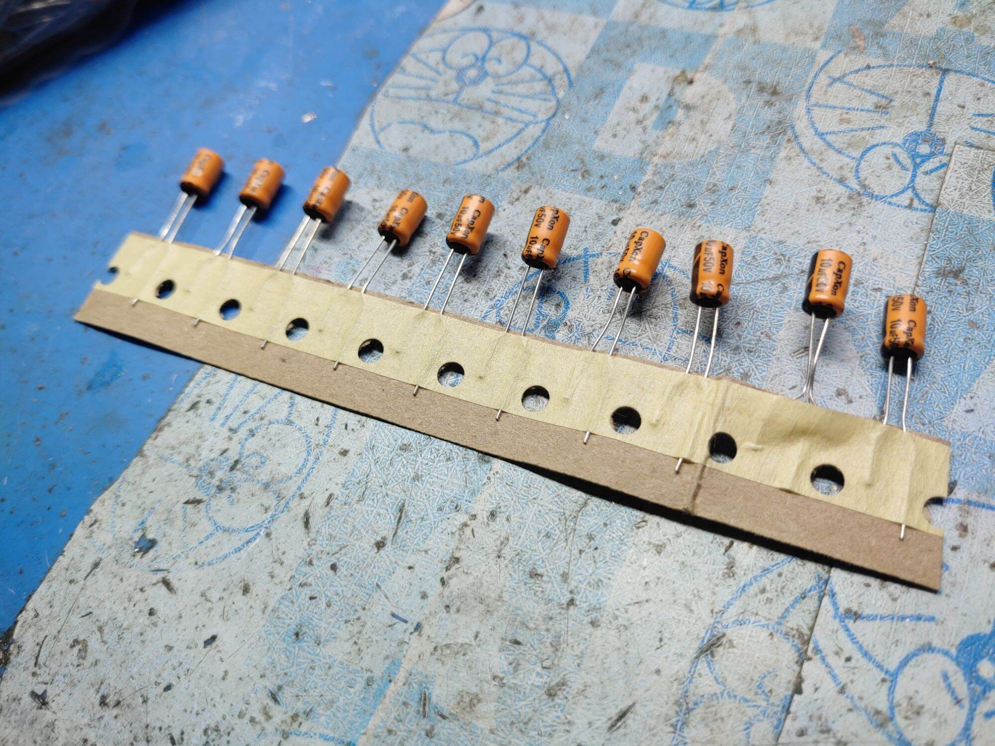10 con tụ hoá capxon có cực 10uf/50v
