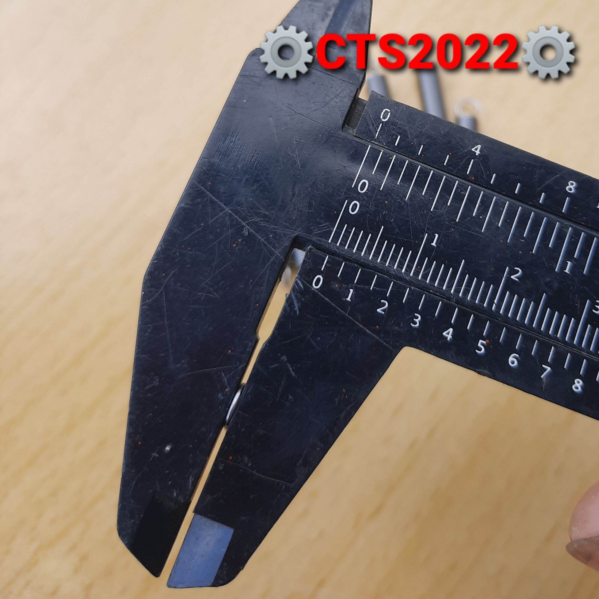 Lò xo kéo thép phi 5mm sợi 0.6mm