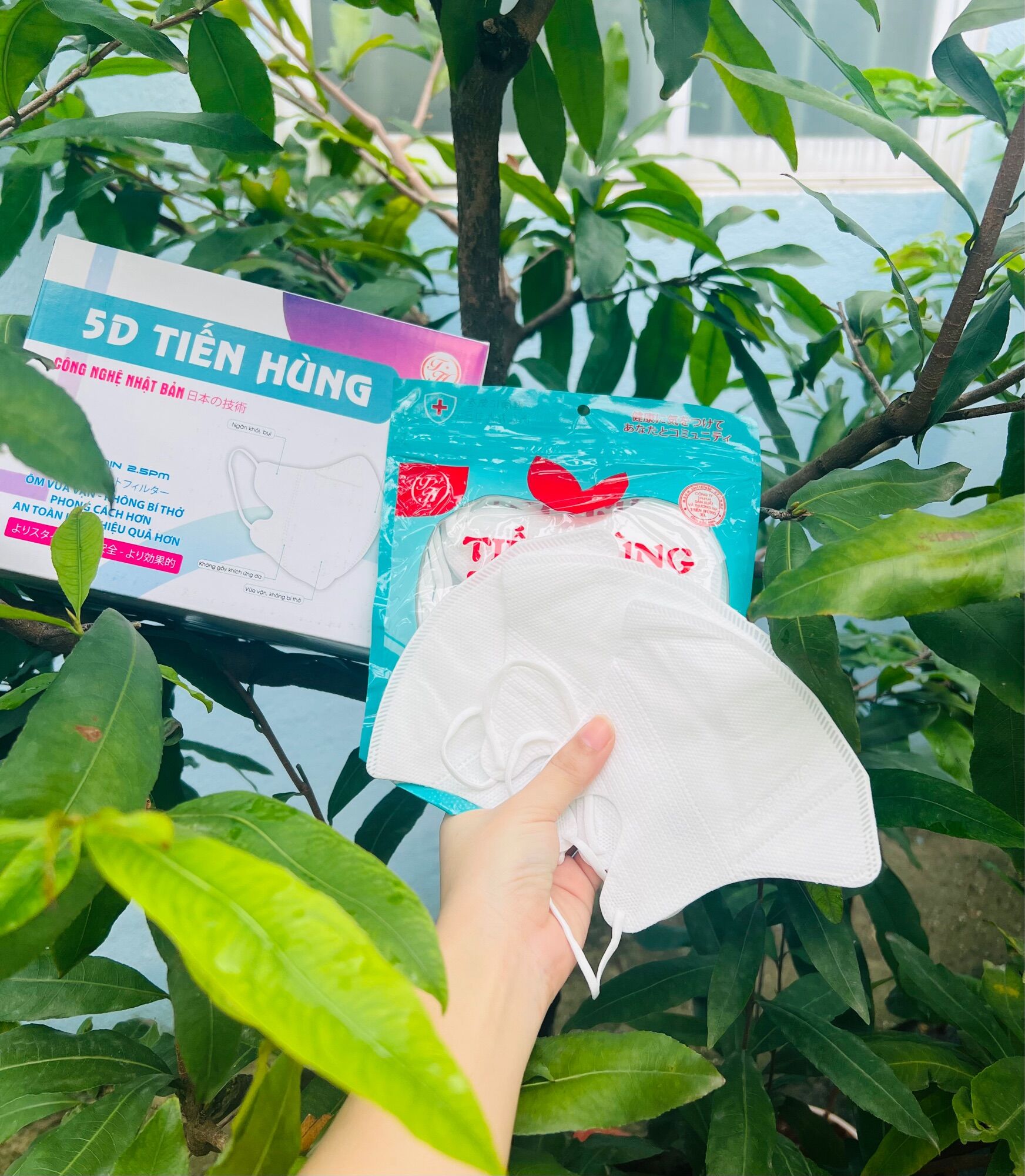 THÙNG 100c KHẨU TRANG 5D TIẾN HÙNG