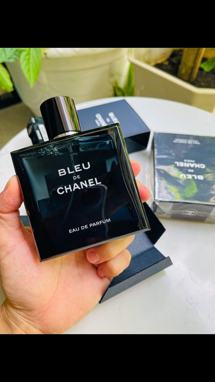 Chanel  Bleu