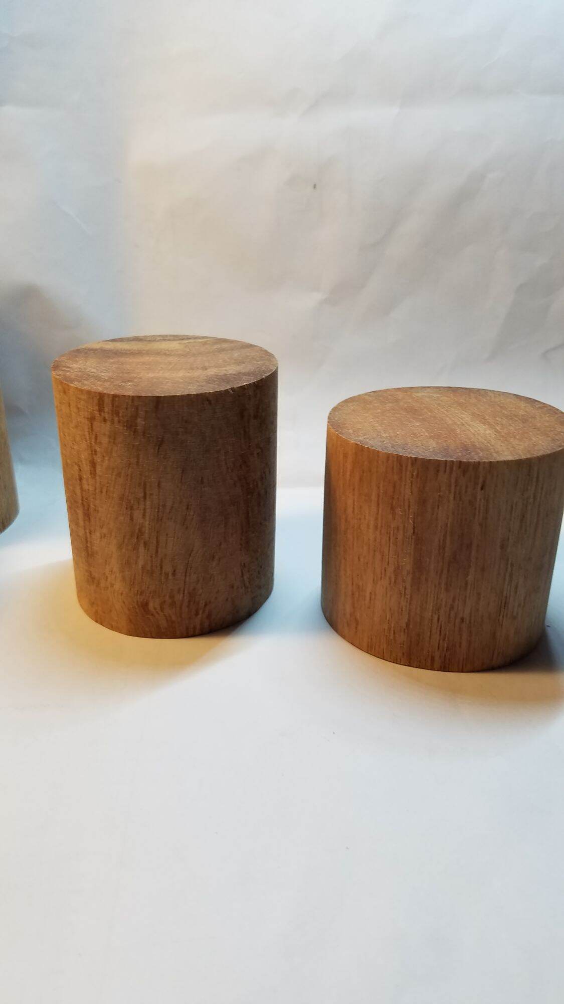 khối trụ tròn phi 6cm x 8cm