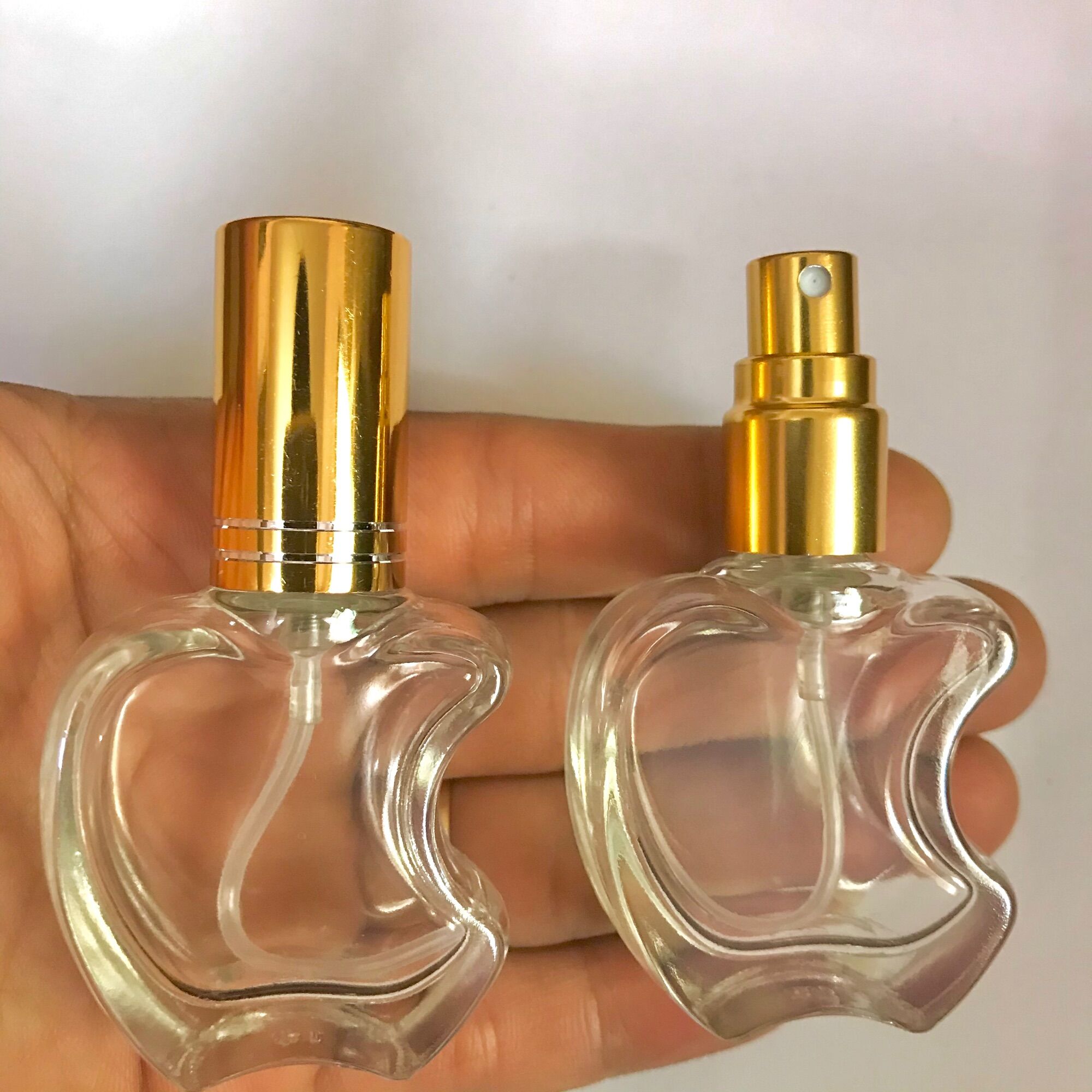 Chai Lọ Chiết Nước Hoa 20ml Dạng Xịt | Chống Xì | Hình Quả Táo | Chất Liệu Thuỷ Tinh | Siêu Cute