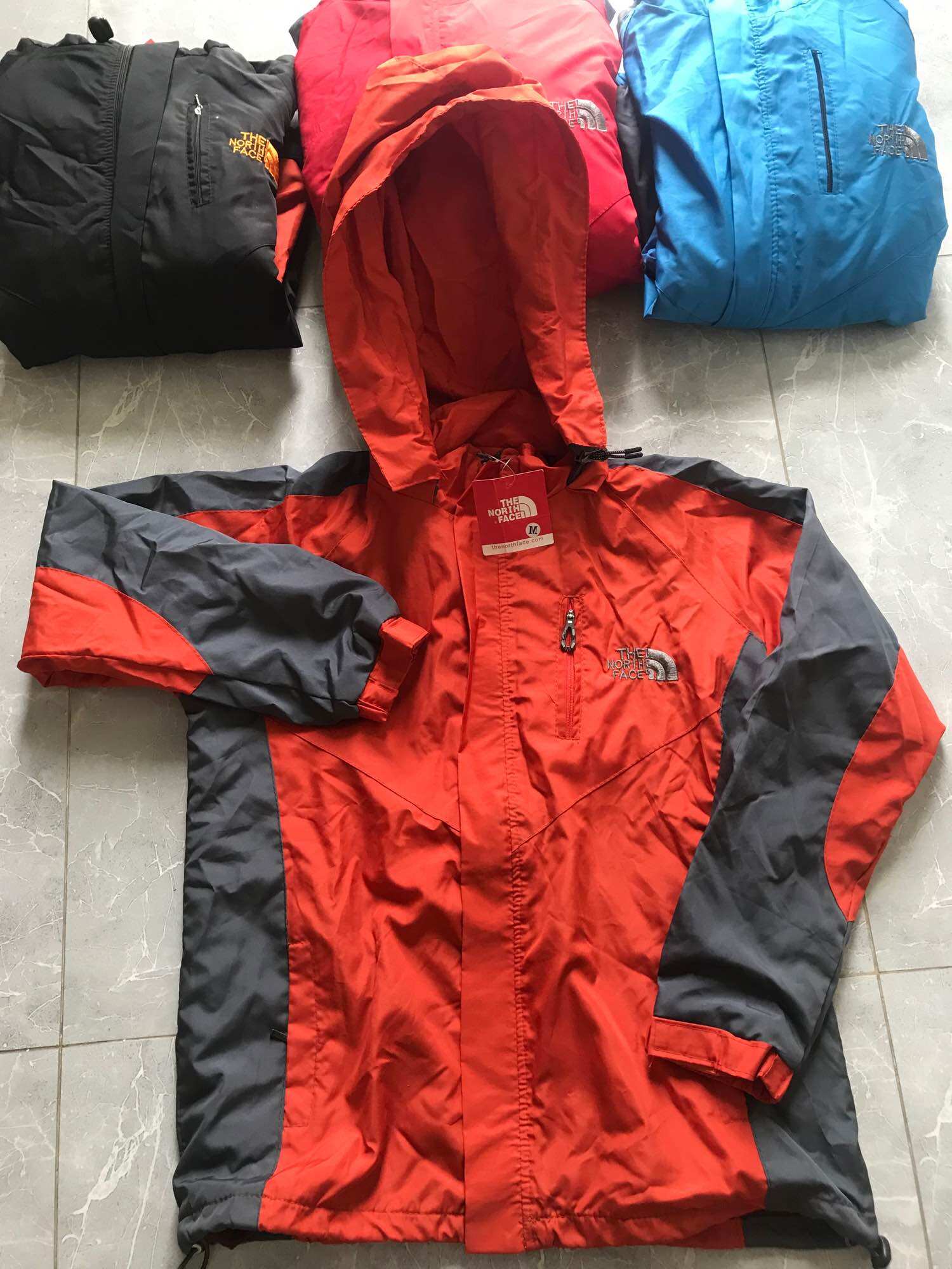 Áo Khoác chống nước THE NORTH FACE size M,XL