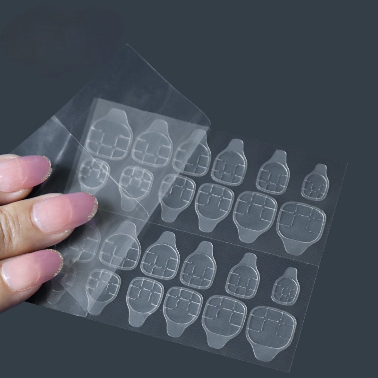 Set 24 miếng keo dán móng giả tạm thời bằng silicon