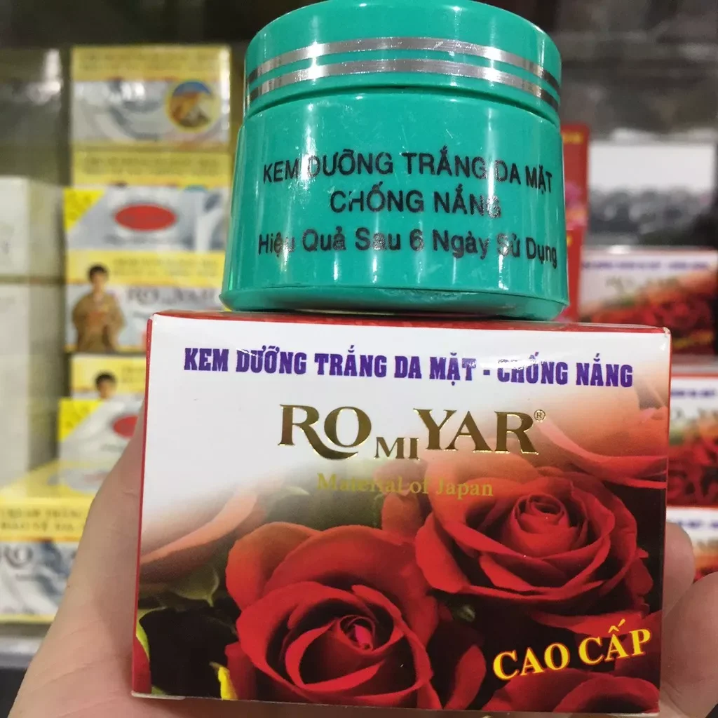 Kem trắng da, chống nắng Romiyar 15g