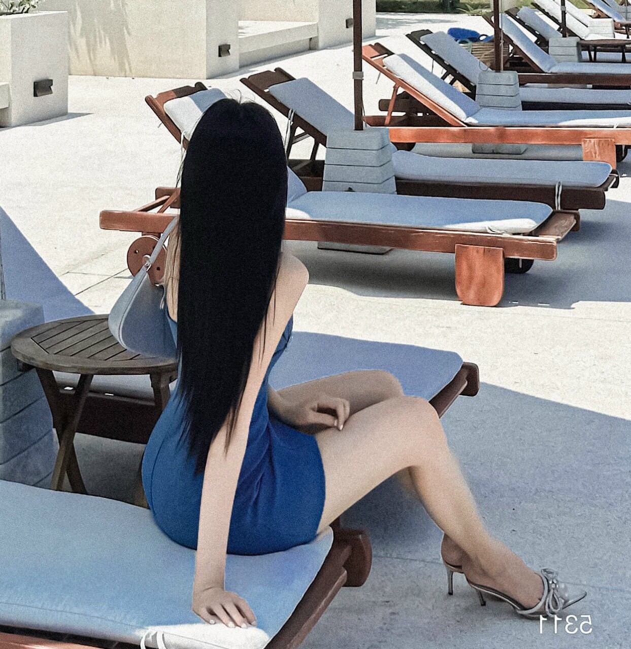 ĐẦM 2 DÂY JEAN HOA TRƯỚC NGỰC