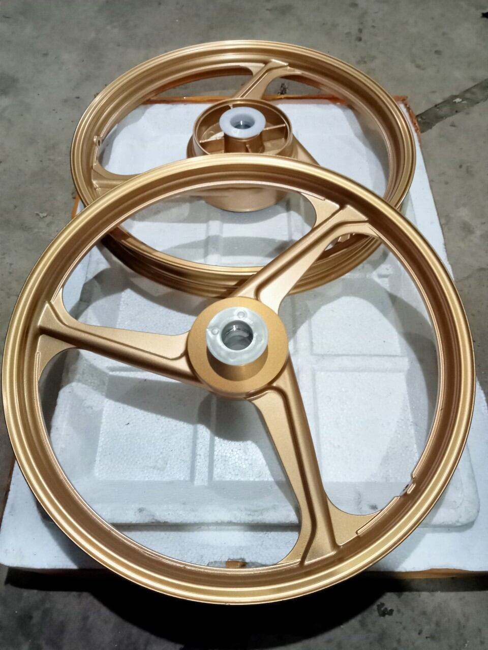 cặp mâm 3 cây kiểu rcb,đĩa ya sirius hàng cao cấp.