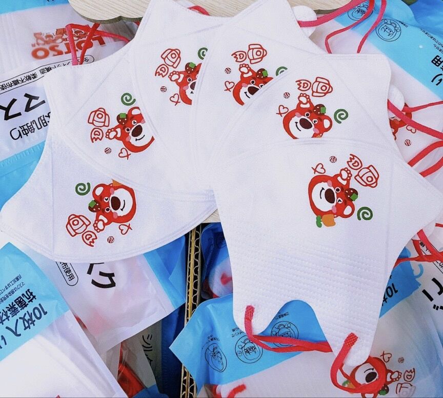 Túi 10c  Khẩu trang gấu Lotso dễ thương