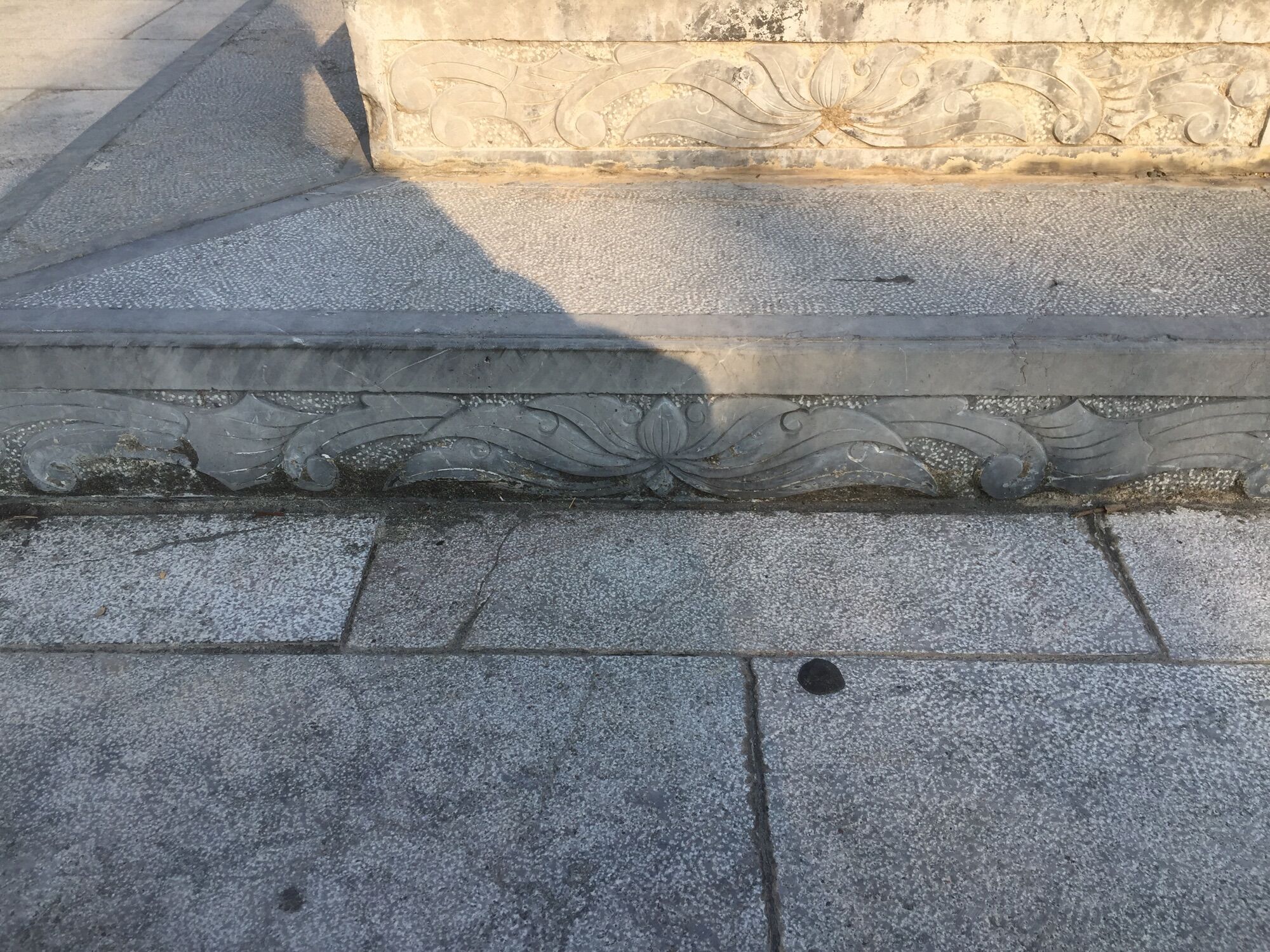 Khuôn tấm Đan đón nước