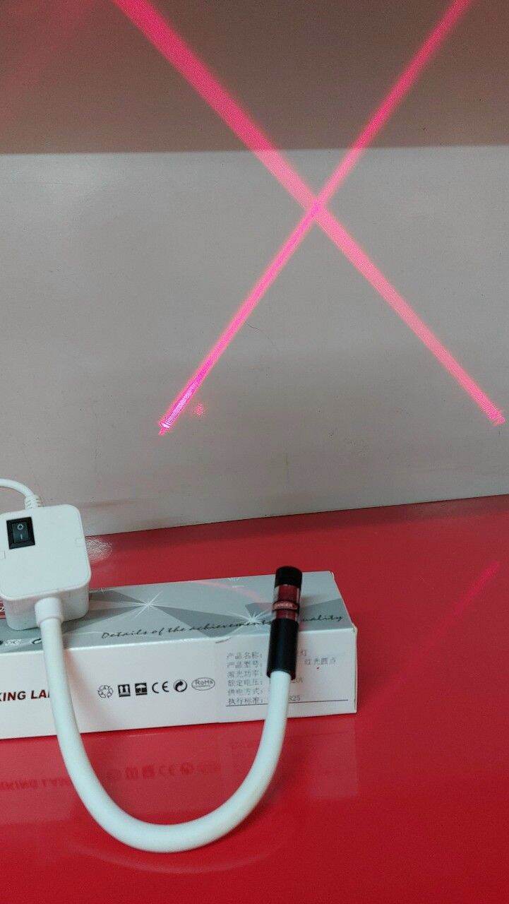 Linh kiện máy may - đèn laser dấu cộng nam châm hít