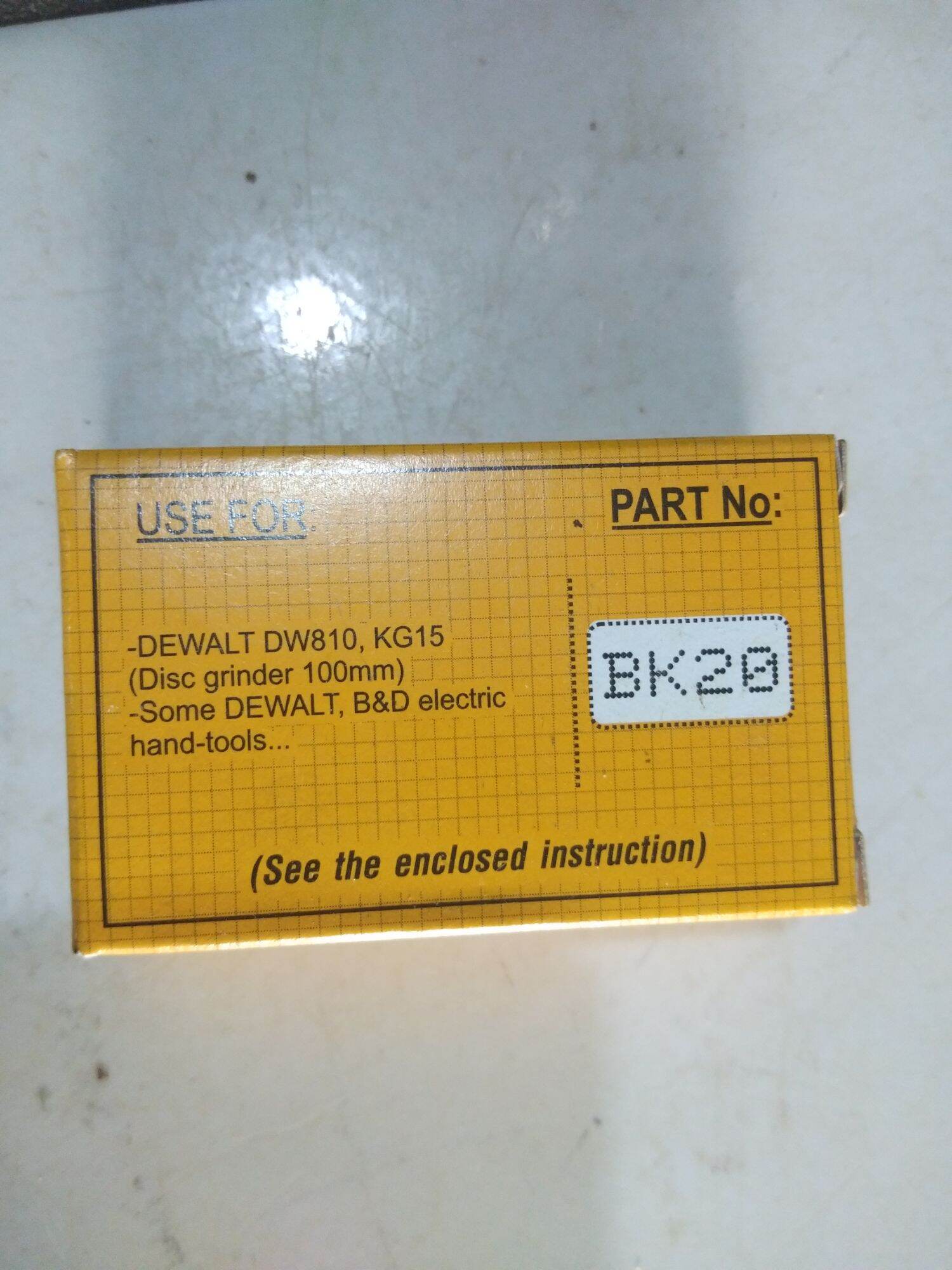 Chổi than các loại (máy mày, máy khoan, máy cắt...) Chổi than A86_21