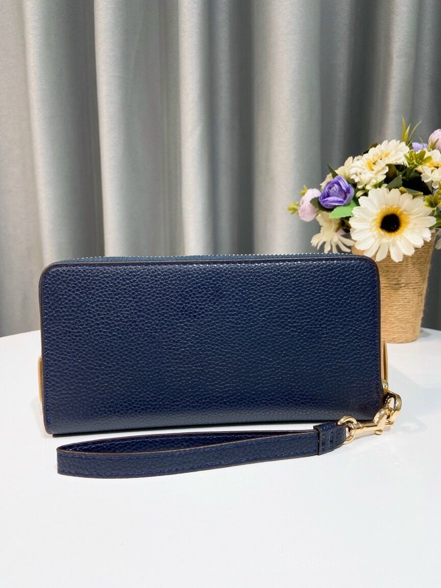Ví dài Coach Long Zip Aruond Wallet