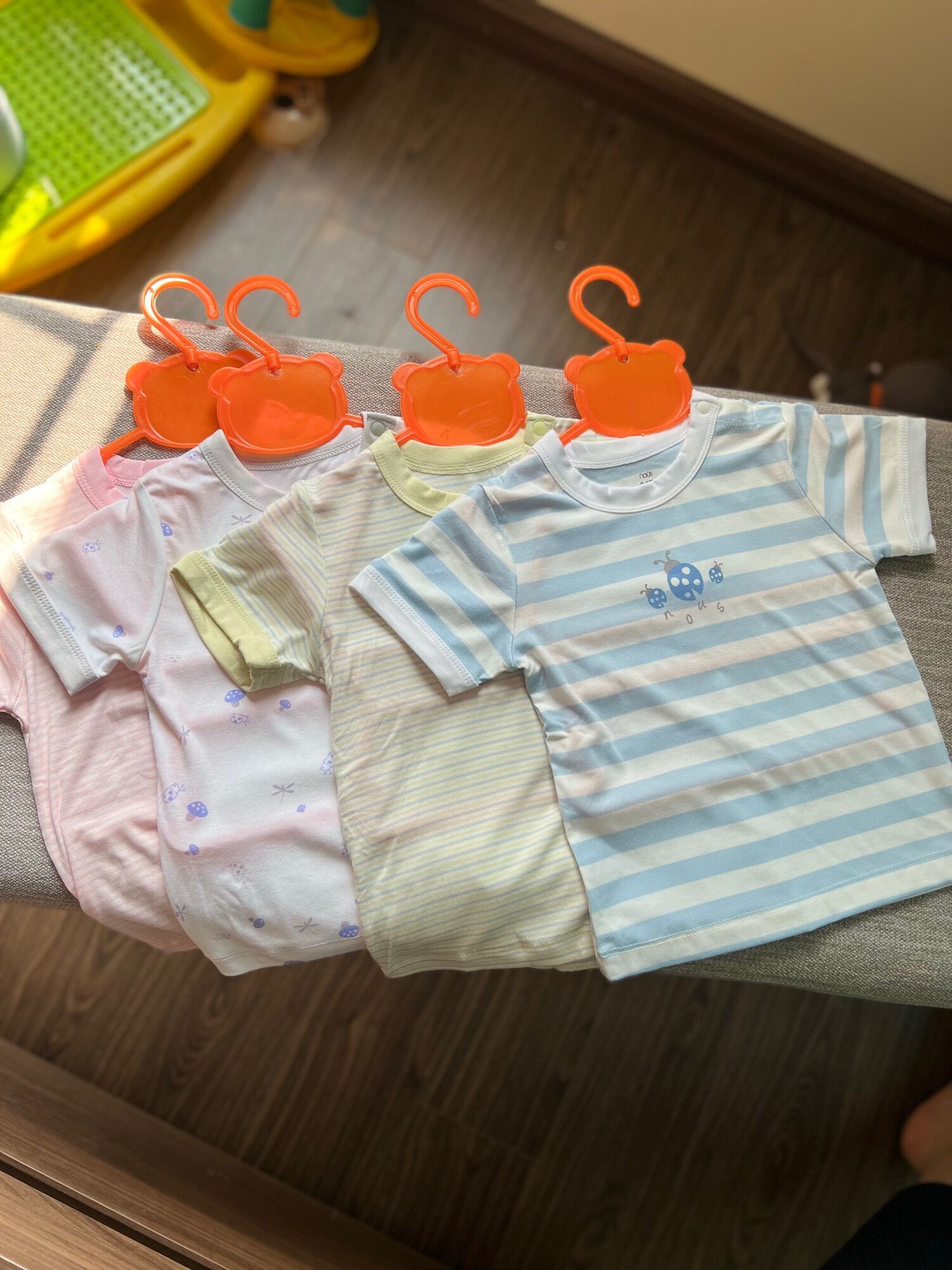 Nous hè cho bé từ 9-12m đến 2-3y