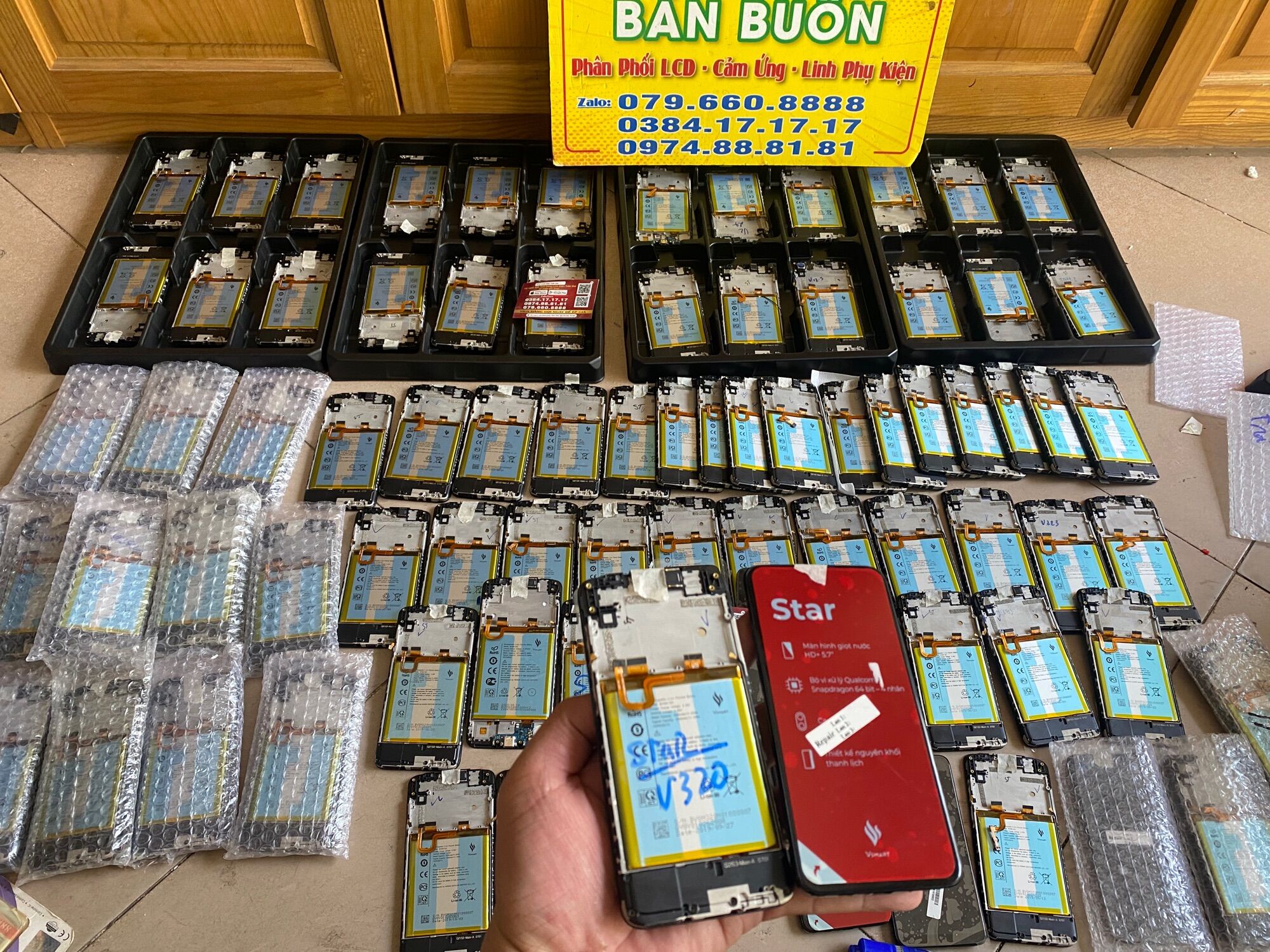 Màn hình vs V320A/star Zin Không có khung