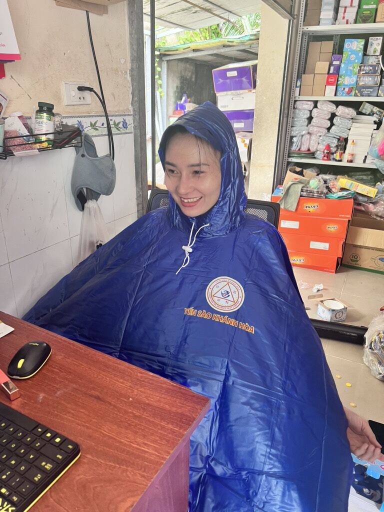 áo mưa cánh dơi